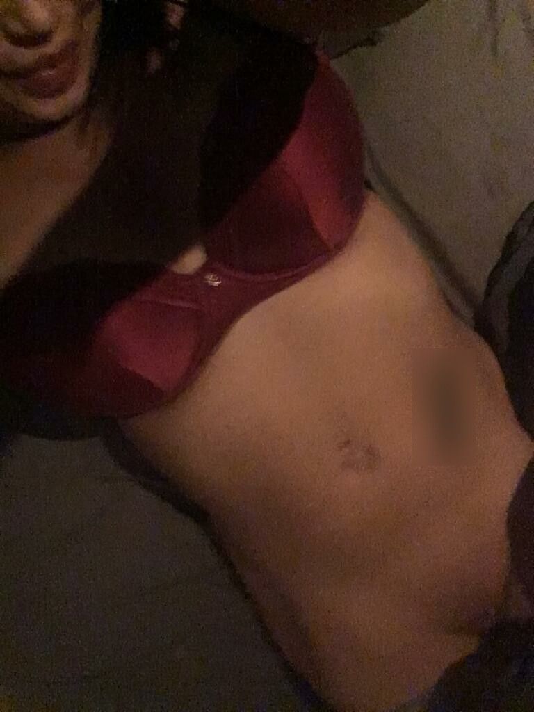 https://cdn.adultwork.com/gallery/G12/8340043.jpg