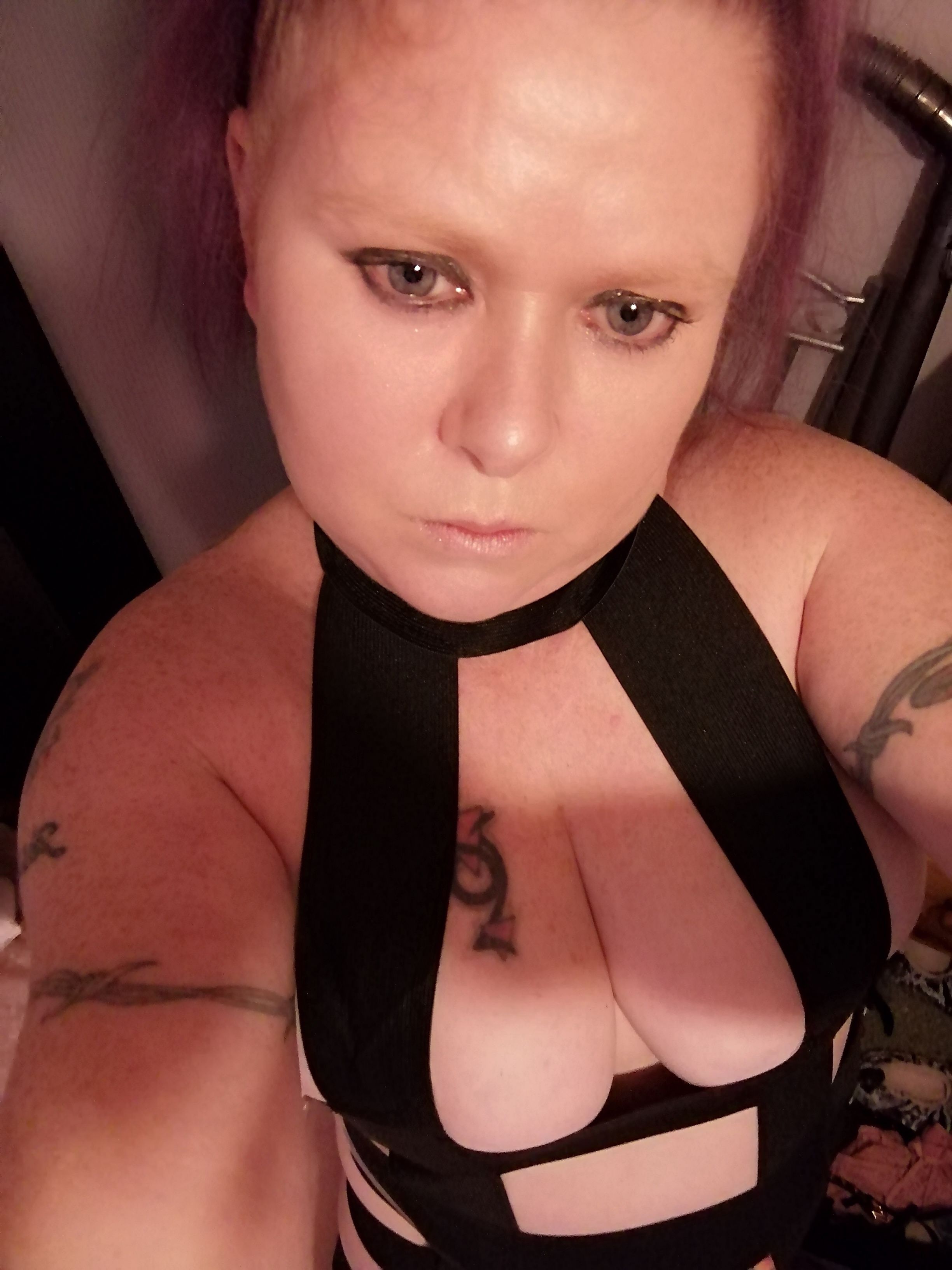 https://cdn.adultwork.com/gallery/G12/8340585.jpg