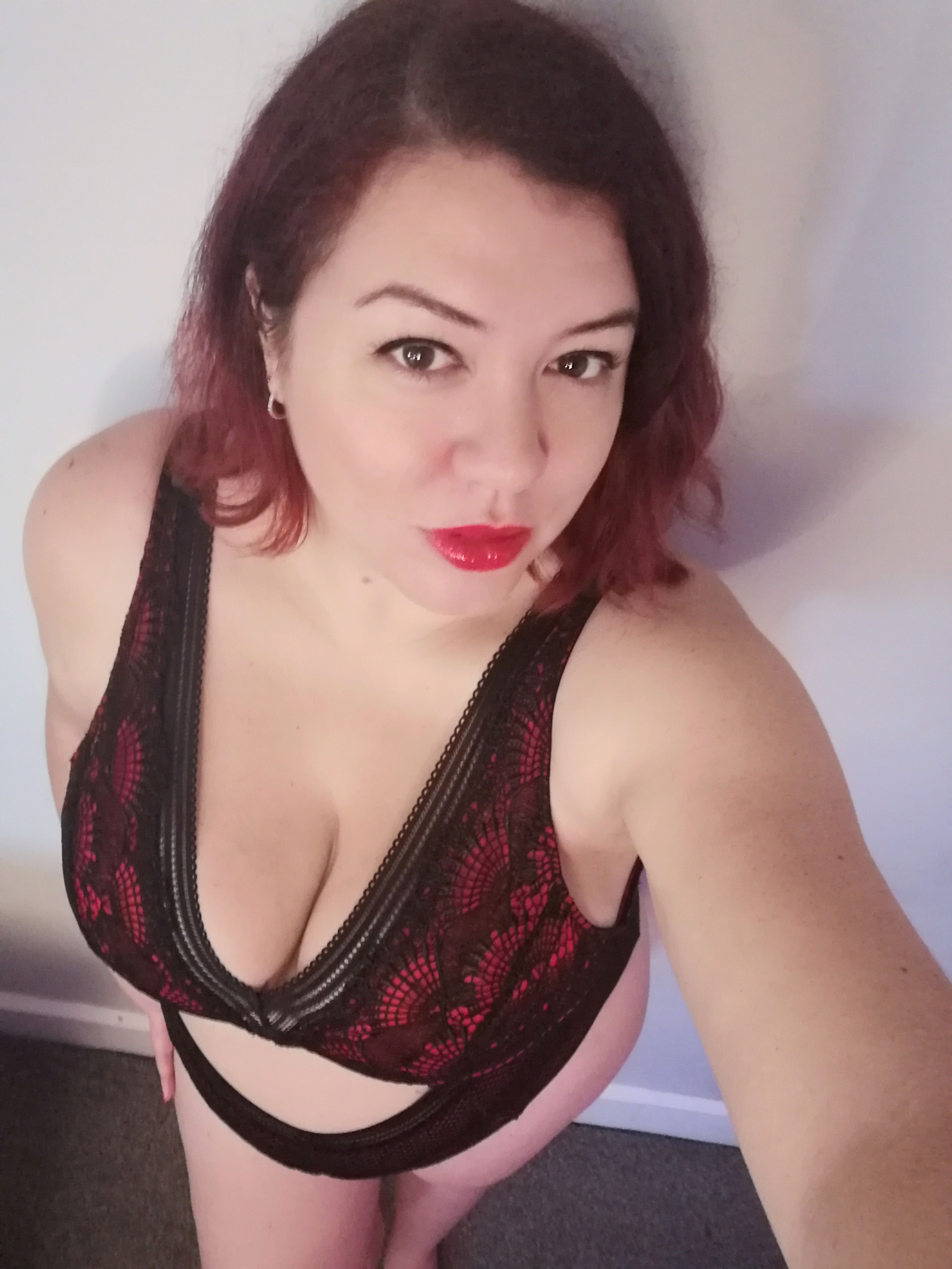 https://cdn.adultwork.com/gallery/G12/8340590.jpg