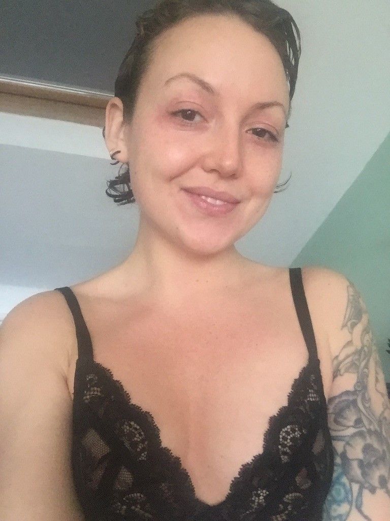 https://cdn.adultwork.com/gallery/G12/8340612.jpg