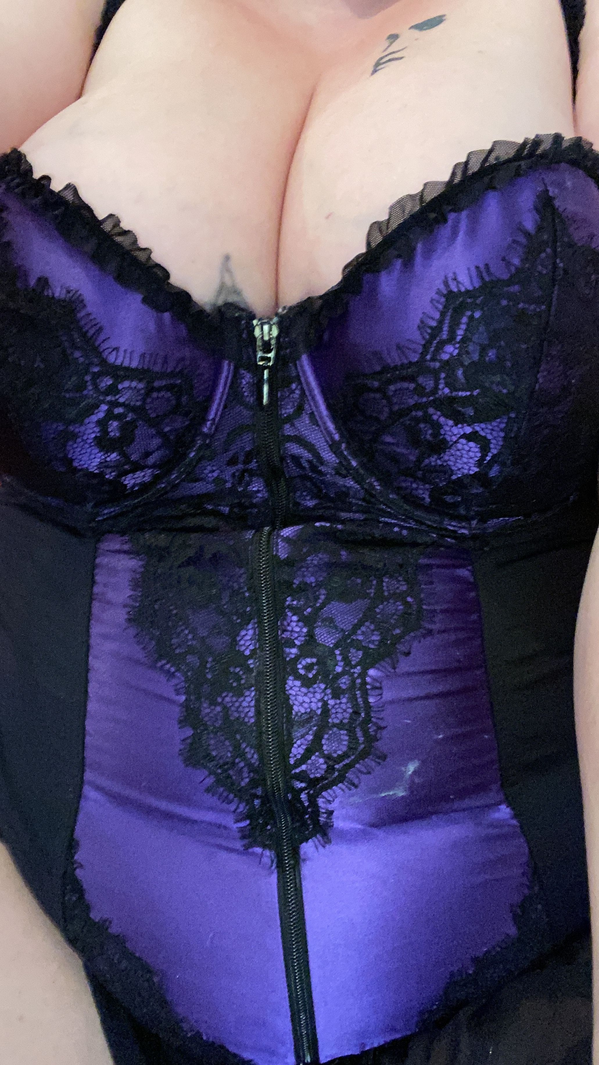 https://cdn.adultwork.com/gallery/G12/8344120.jpg