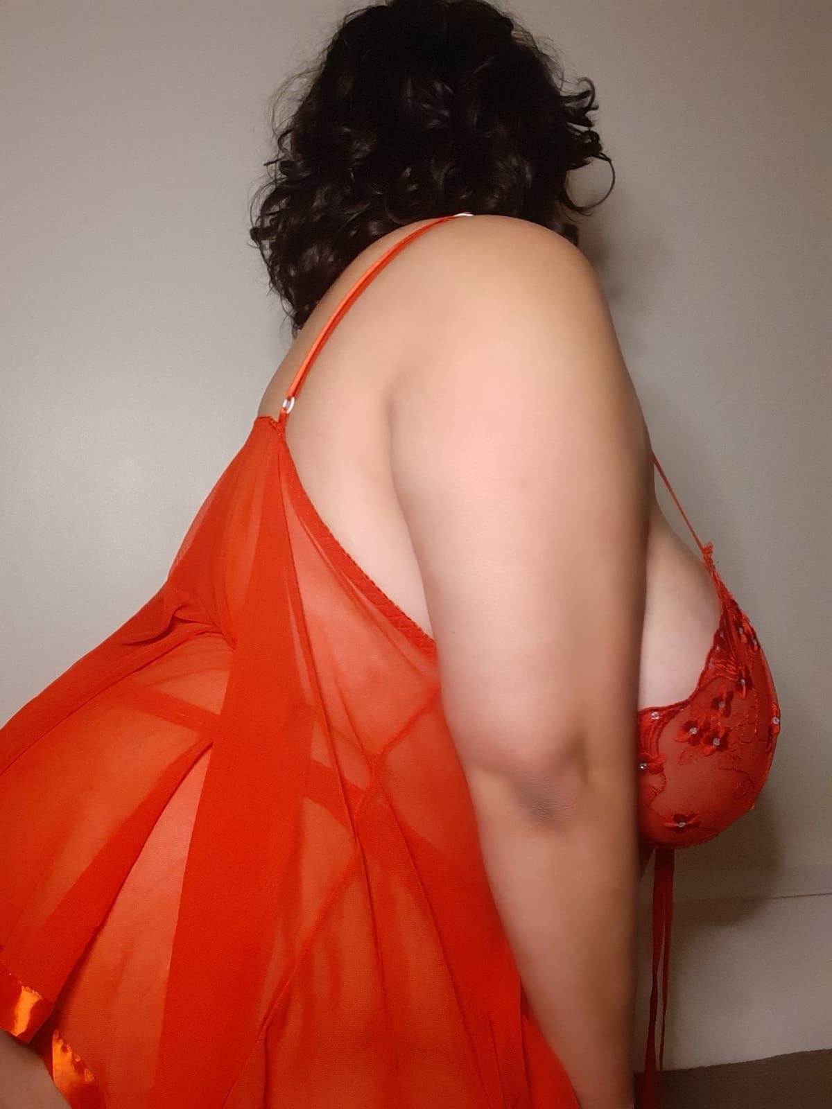 https://cdn.adultwork.com/gallery/G12/8346893.jpg