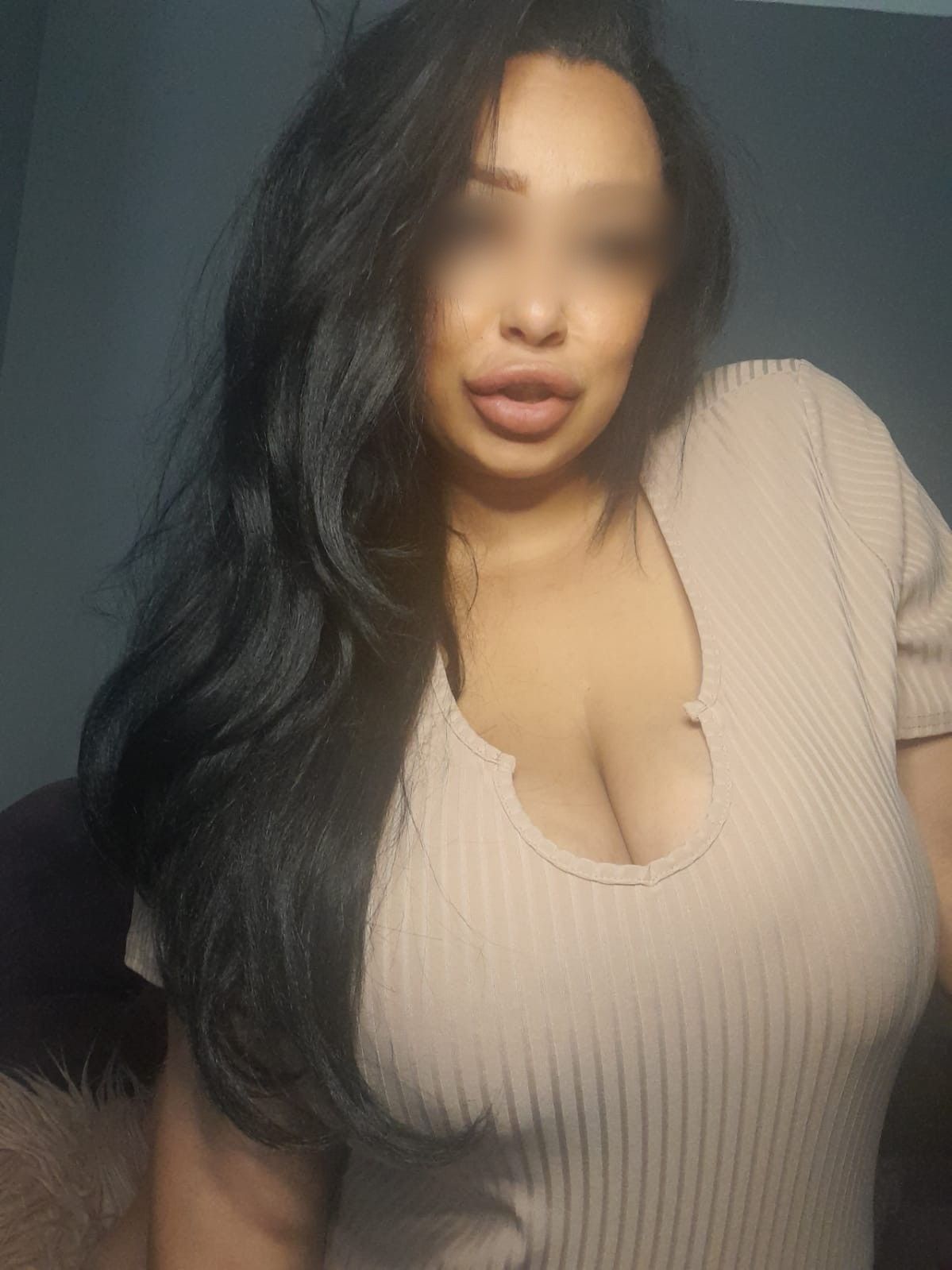 https://cdn.adultwork.com/gallery/G12/8347310.jpg