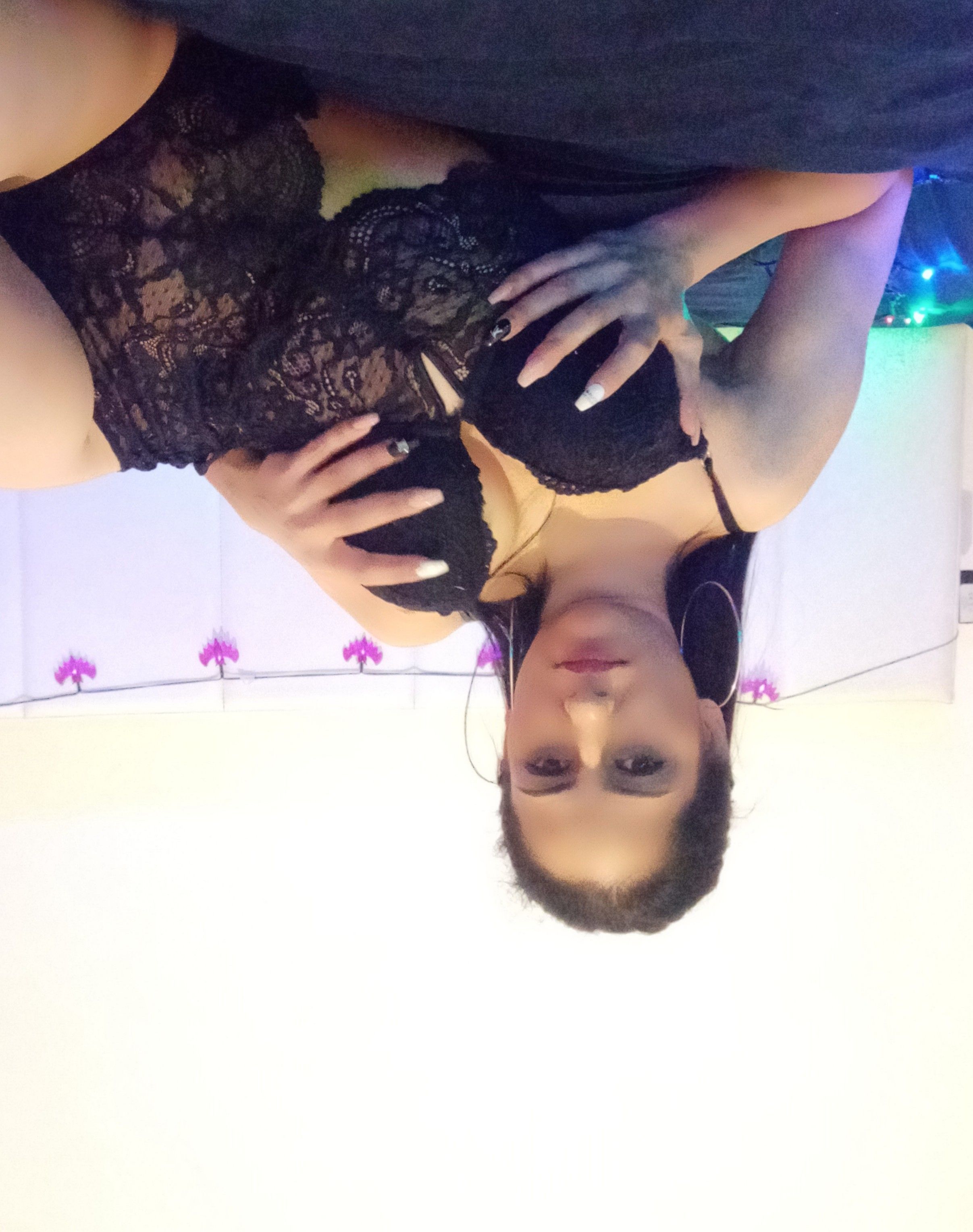 https://cdn.adultwork.com/gallery/G12/8352274.jpg