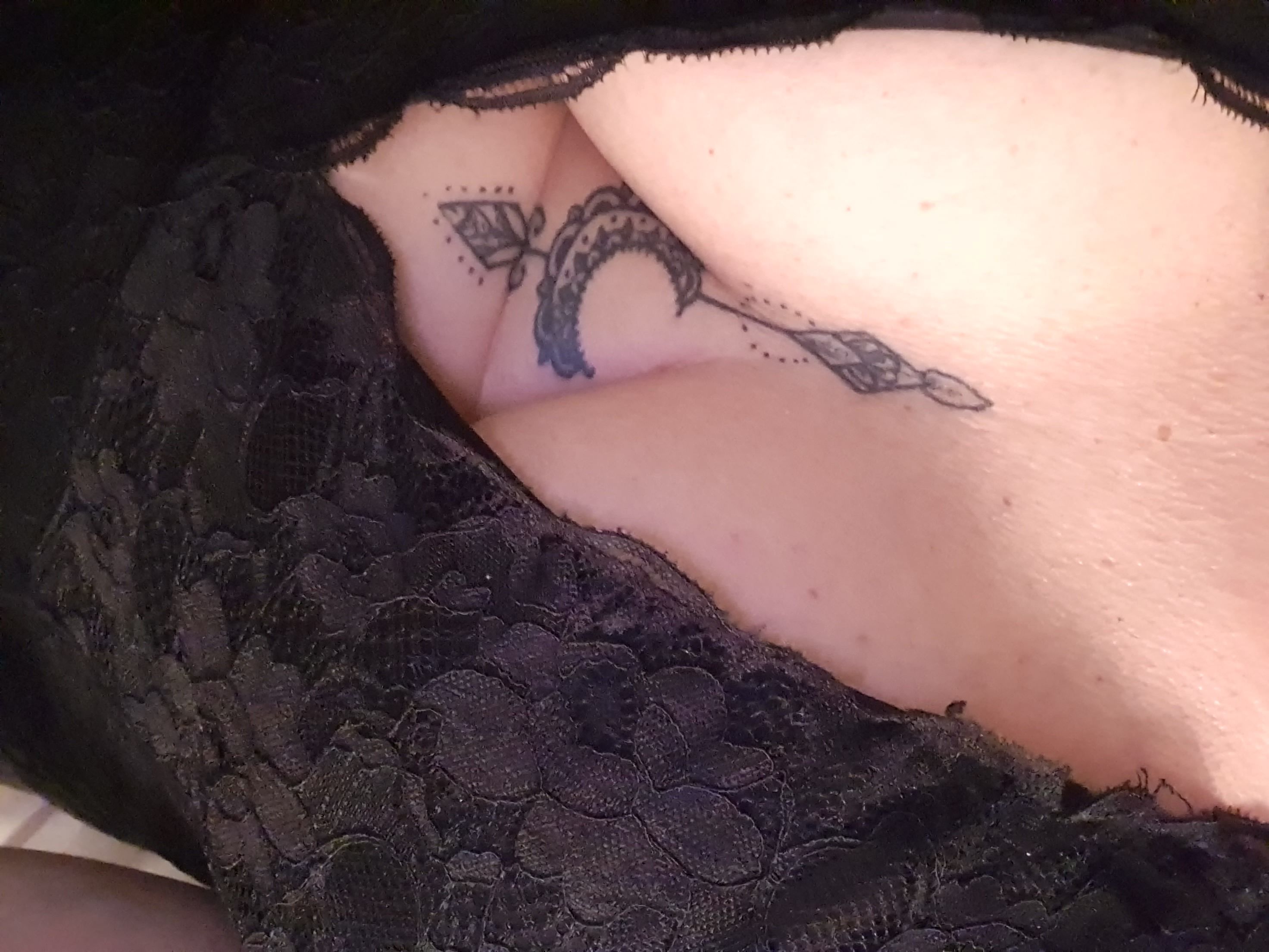 https://cdn.adultwork.com/gallery/G12/8353861.jpg