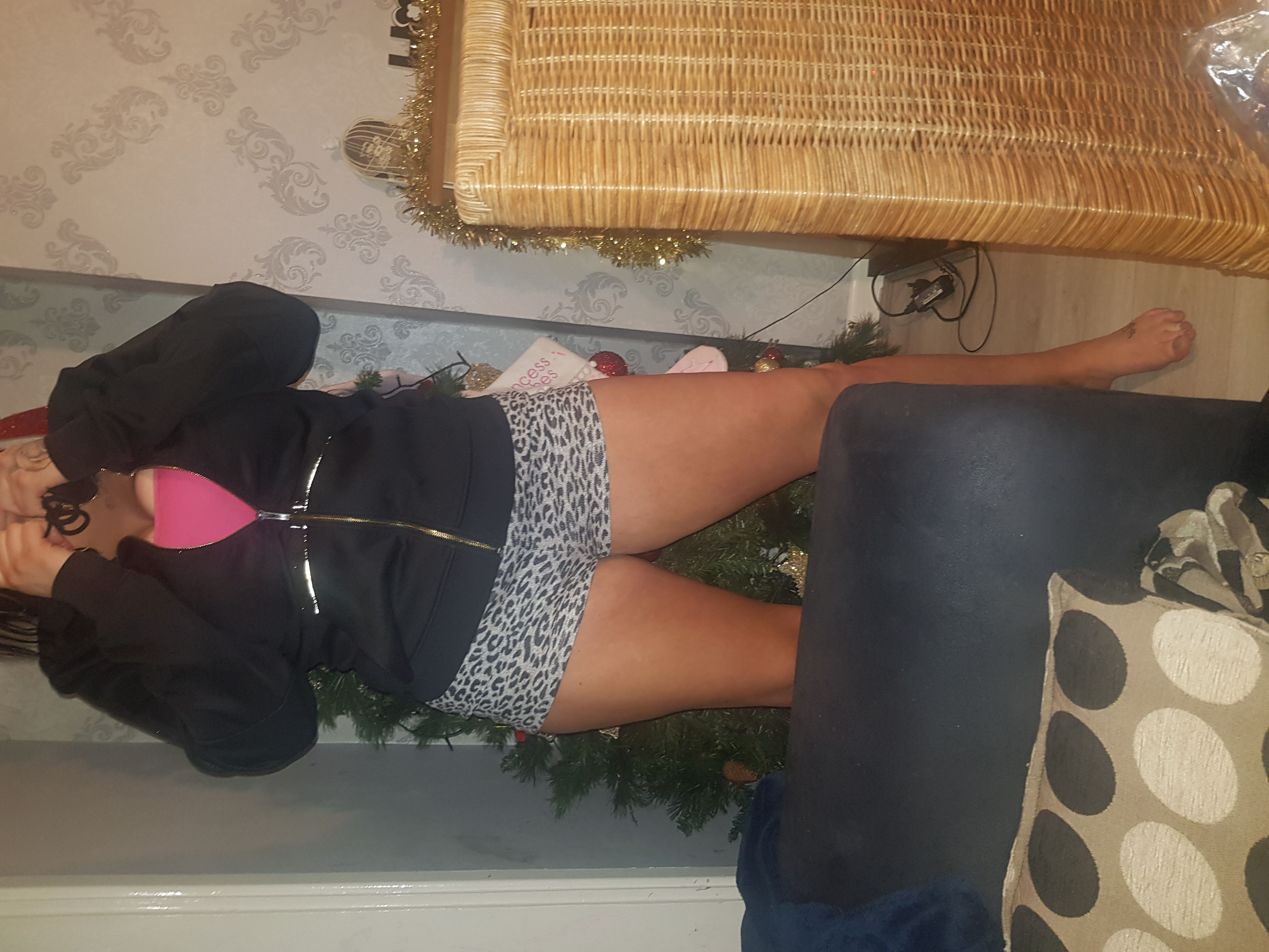 https://cdn.adultwork.com/gallery/G12/8358672.jpg