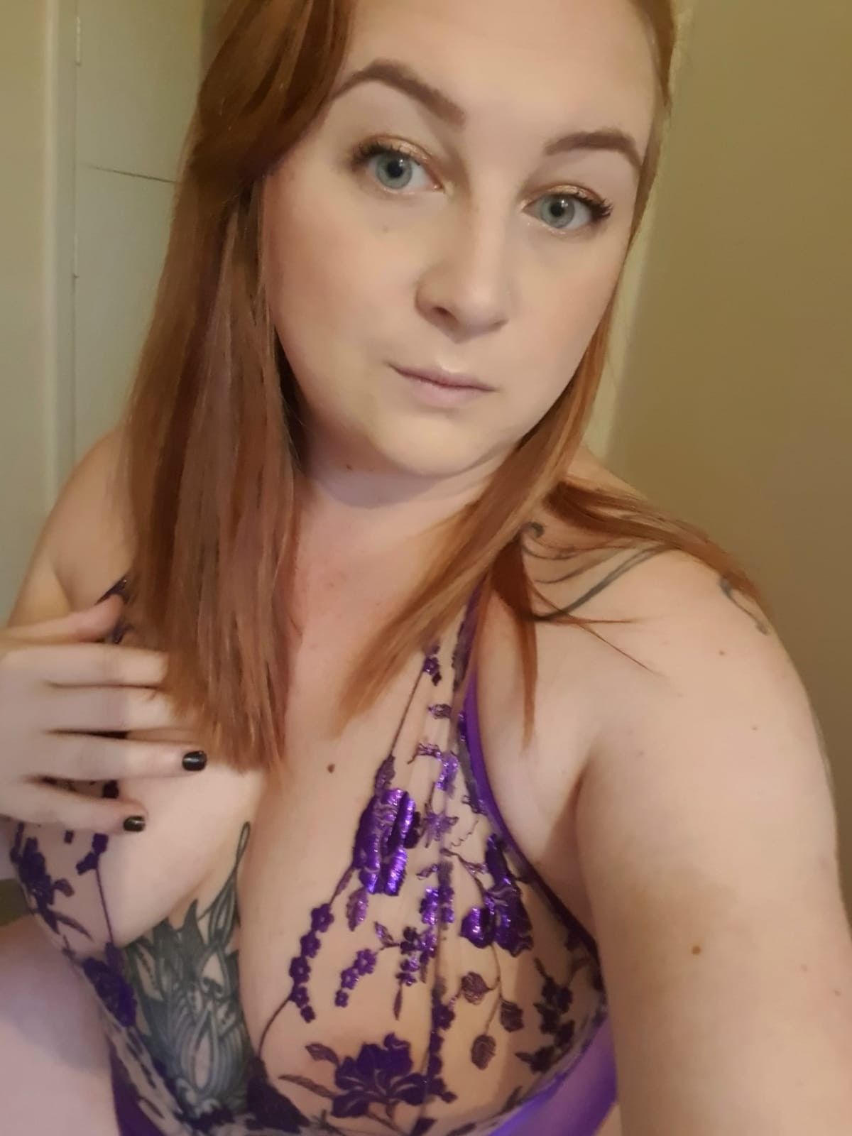 https://cdn.adultwork.com/gallery/G12/8358674.jpg