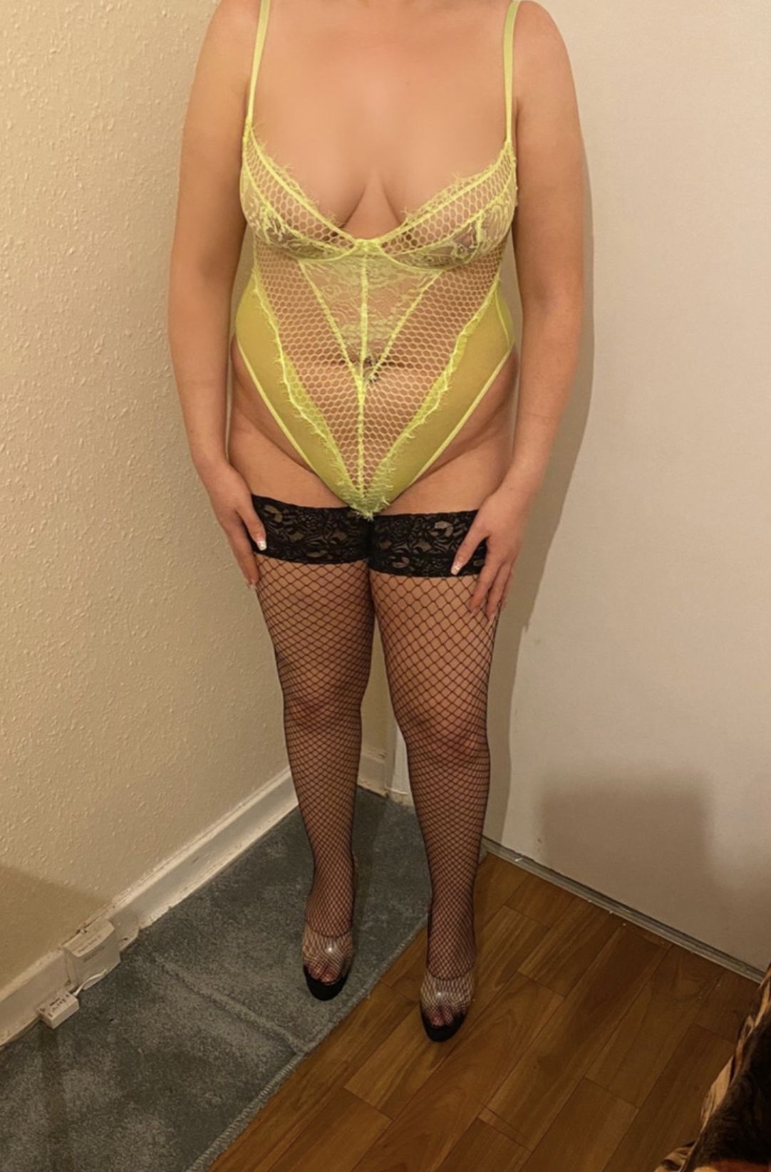 https://cdn.adultwork.com/gallery/G12/8361065.jpg