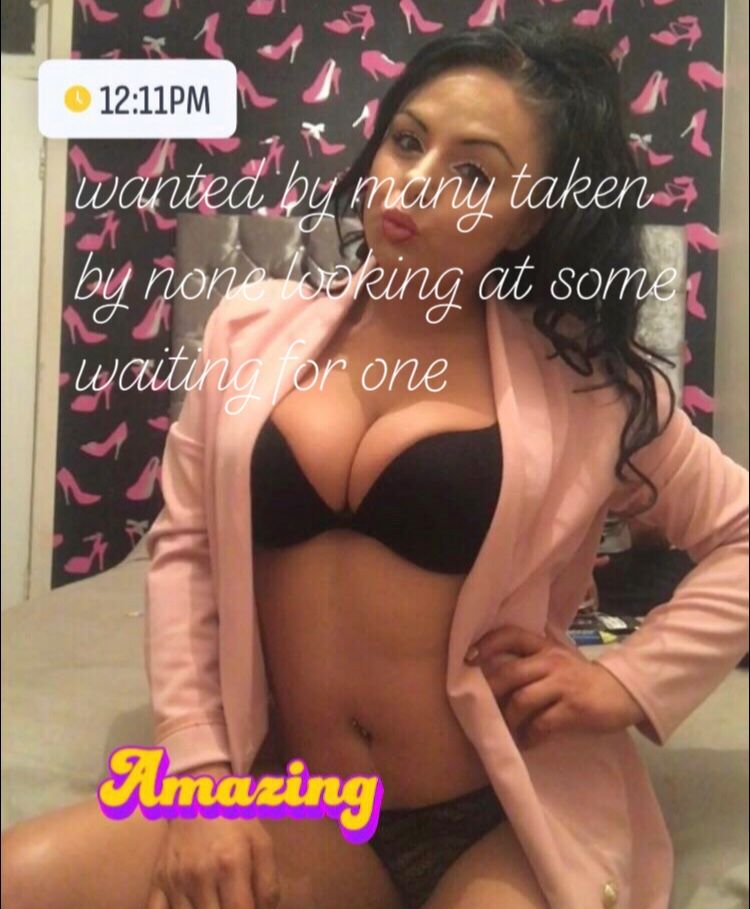 https://cdn.adultwork.com/gallery/G12/8362435.jpg