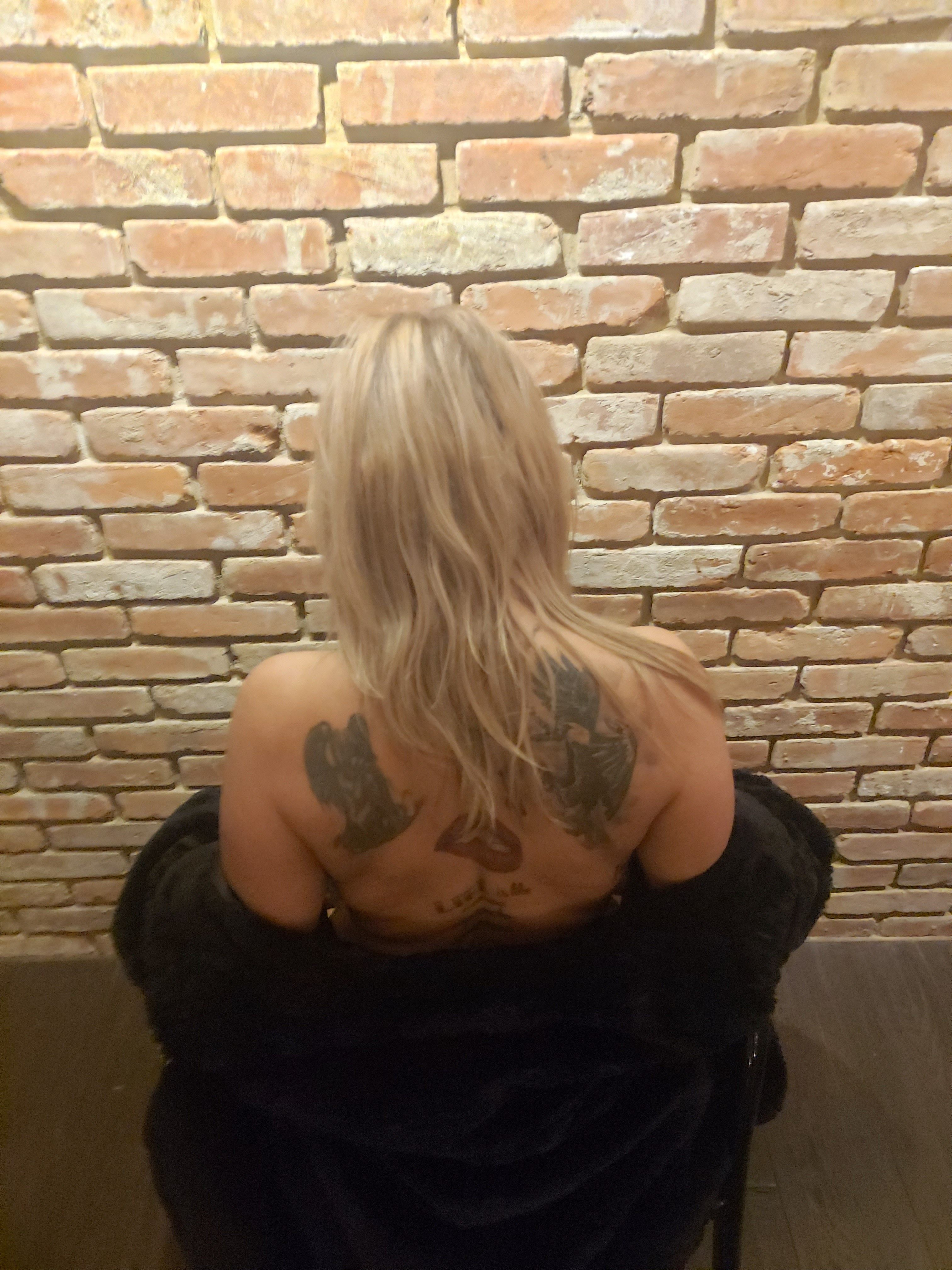 https://cdn.adultwork.com/gallery/G12/8363319.jpg