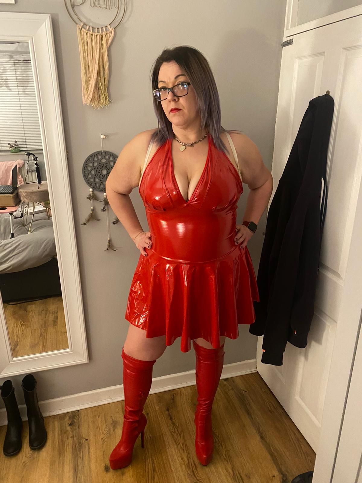 https://cdn.adultwork.com/gallery/G12/8370729.jpg