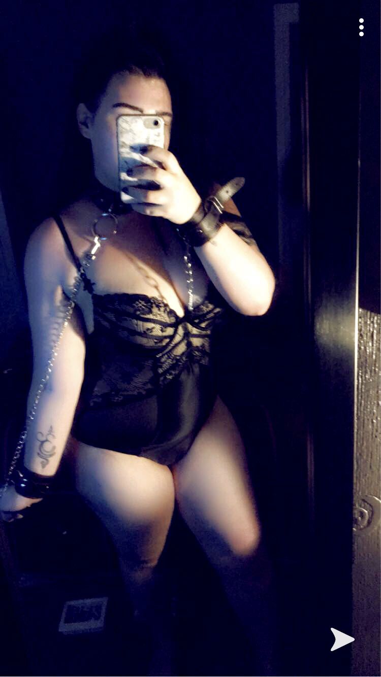 https://cdn.adultwork.com/gallery/G12/8370993.jpg