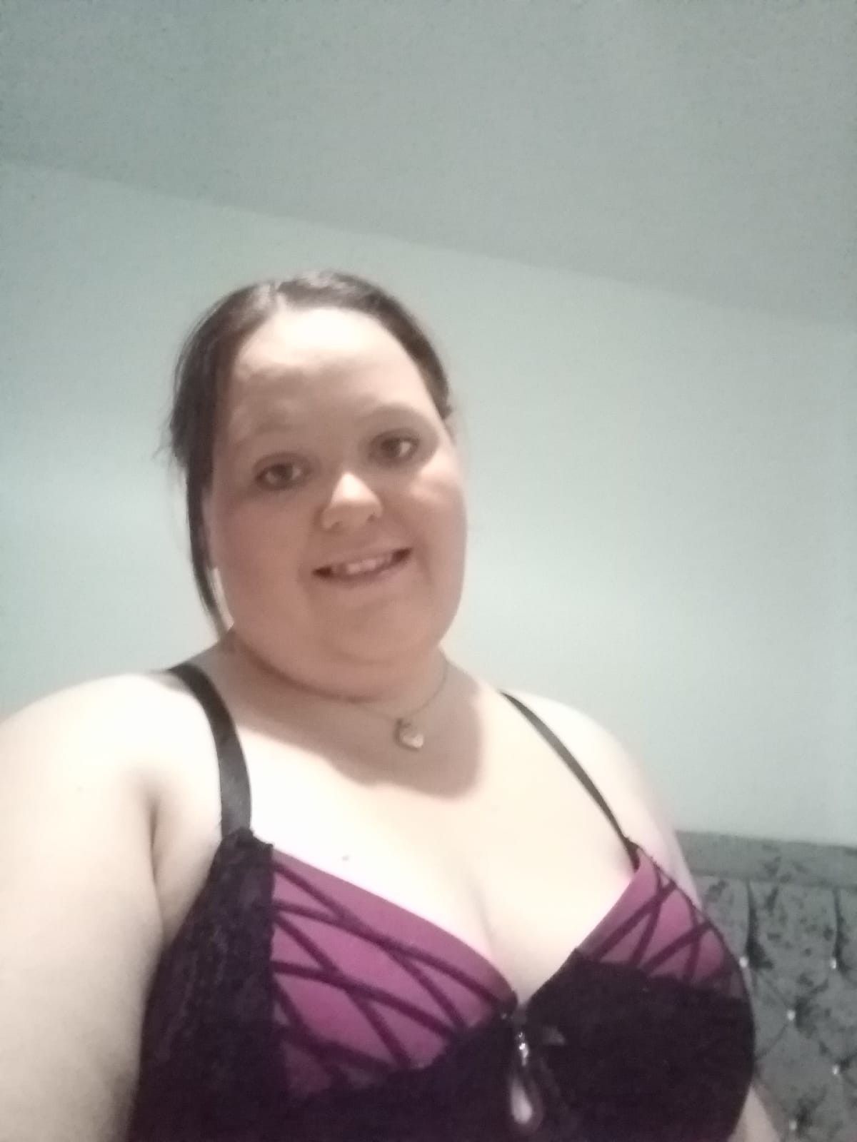 https://cdn.adultwork.com/gallery/G12/8371791.jpg