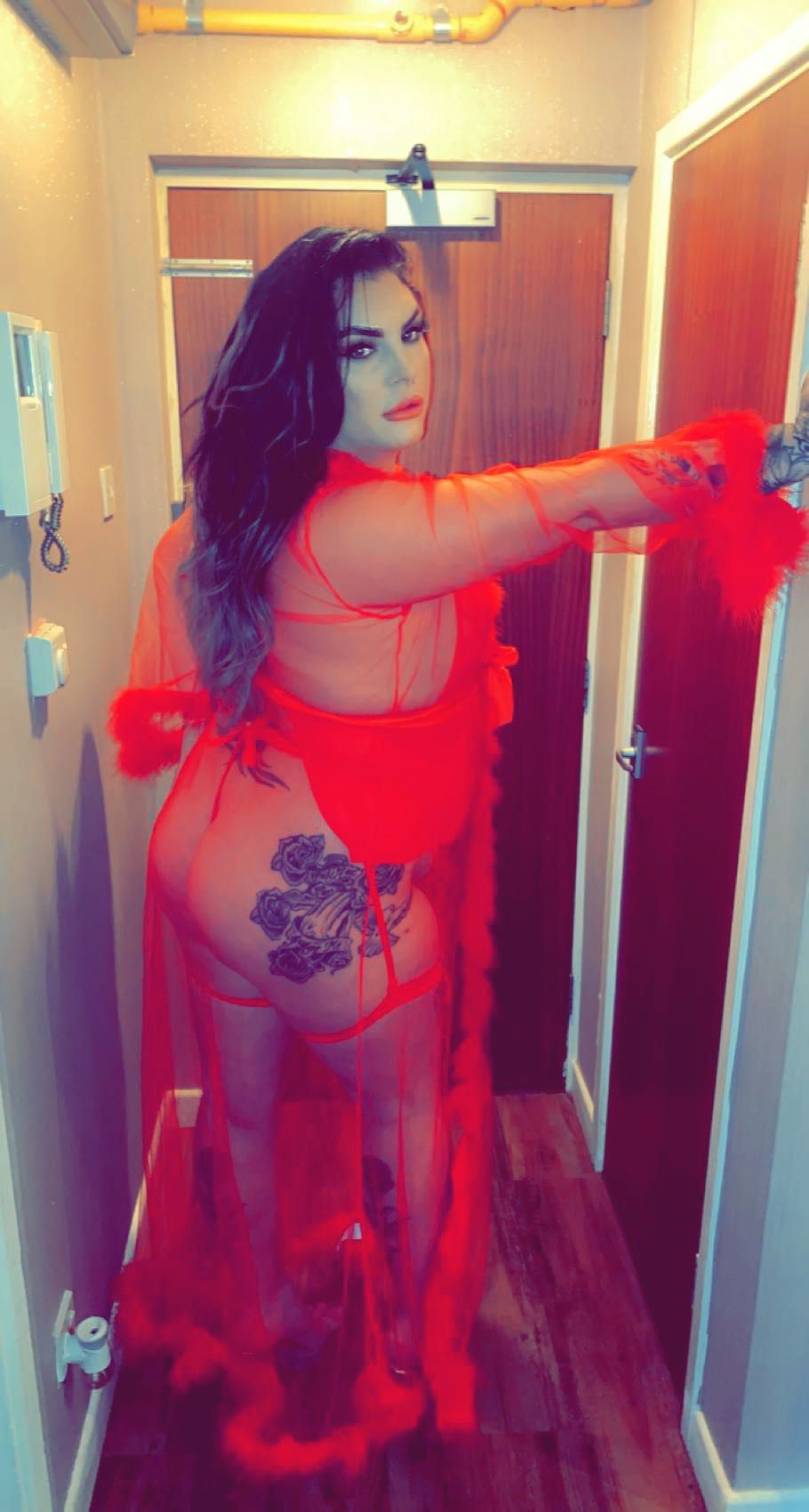 https://cdn.adultwork.com/gallery/G12/8371820.jpg