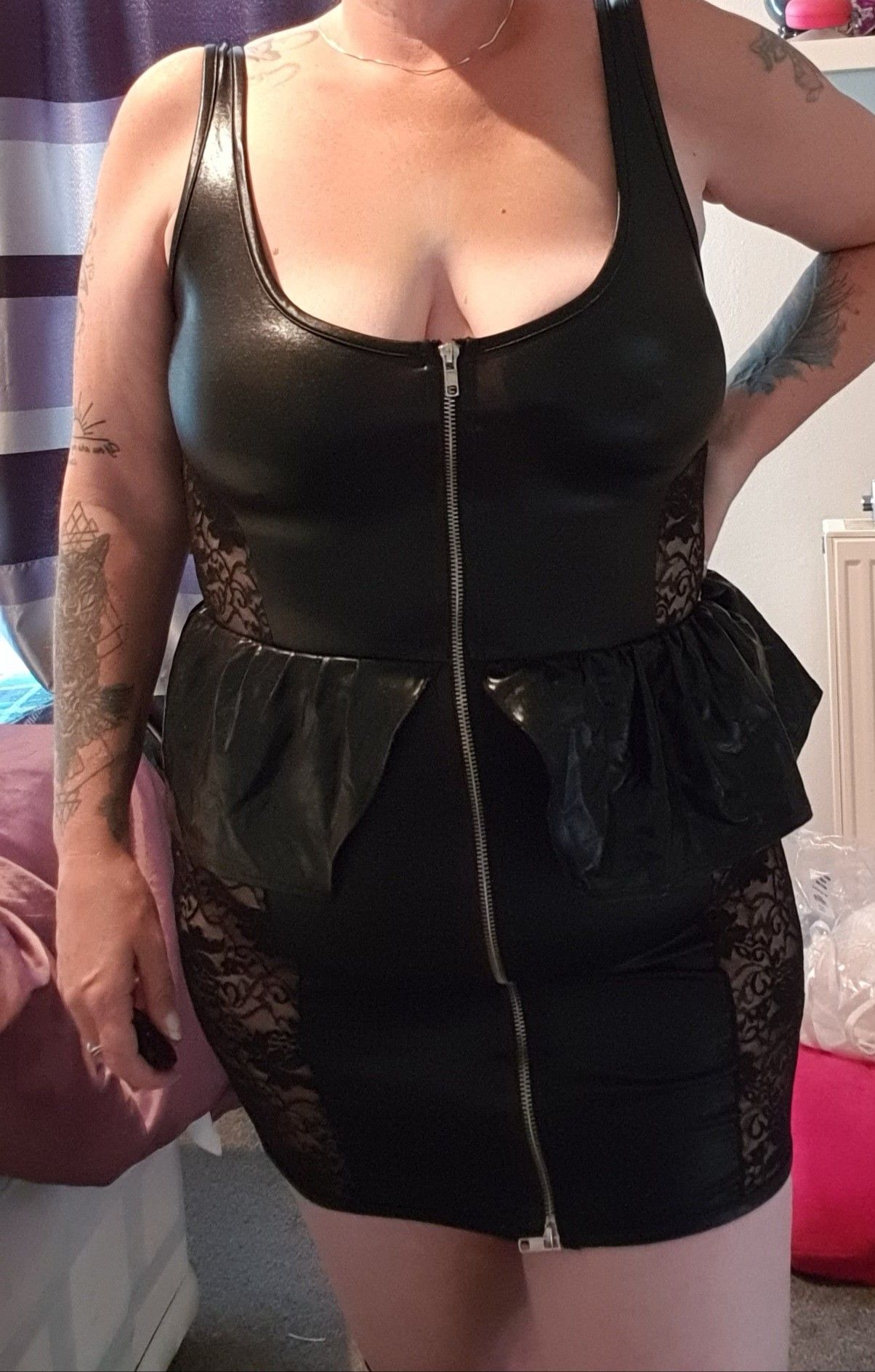 https://cdn.adultwork.com/gallery/G12/8376865.jpg