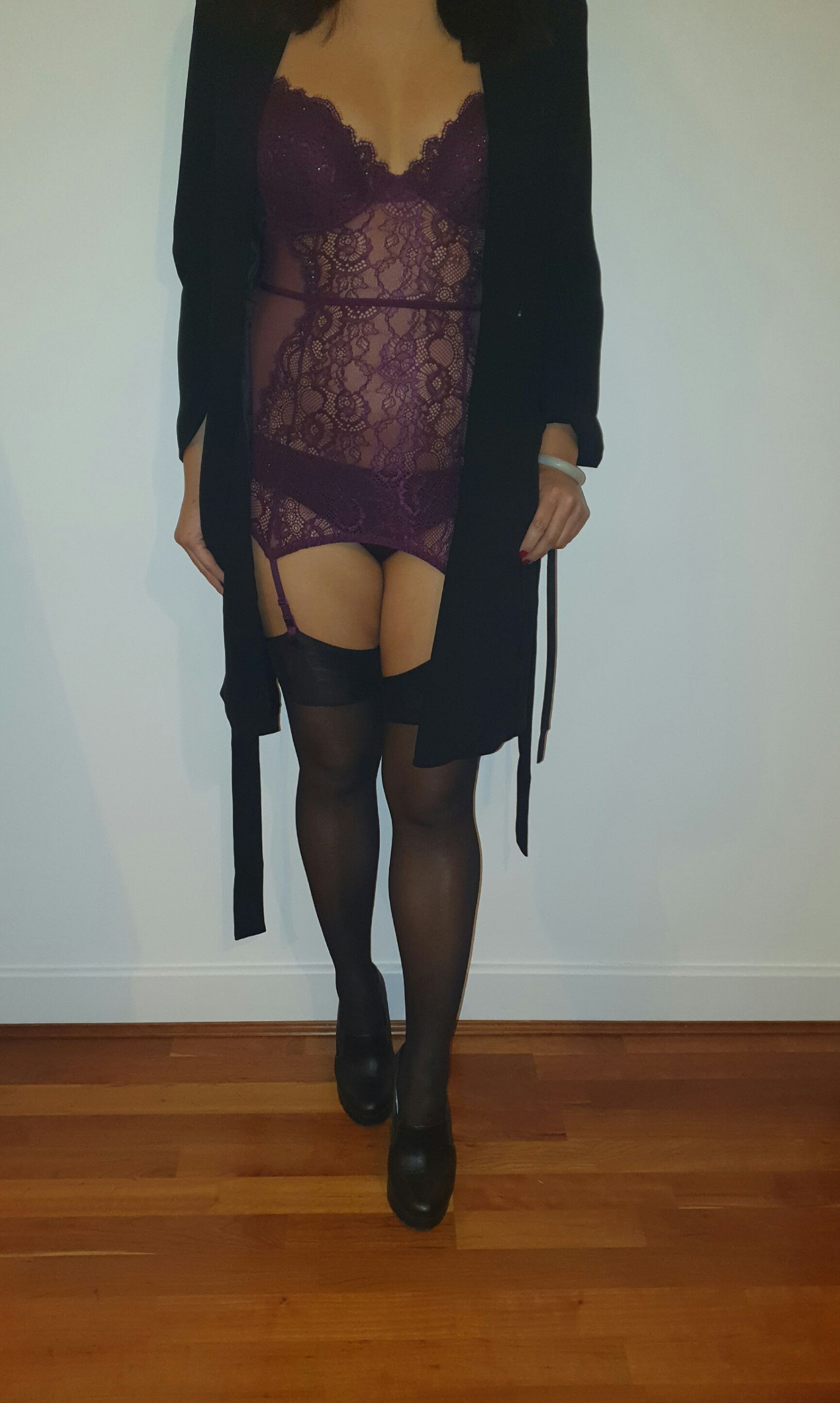 https://cdn.adultwork.com/gallery/G12/8377752.jpg