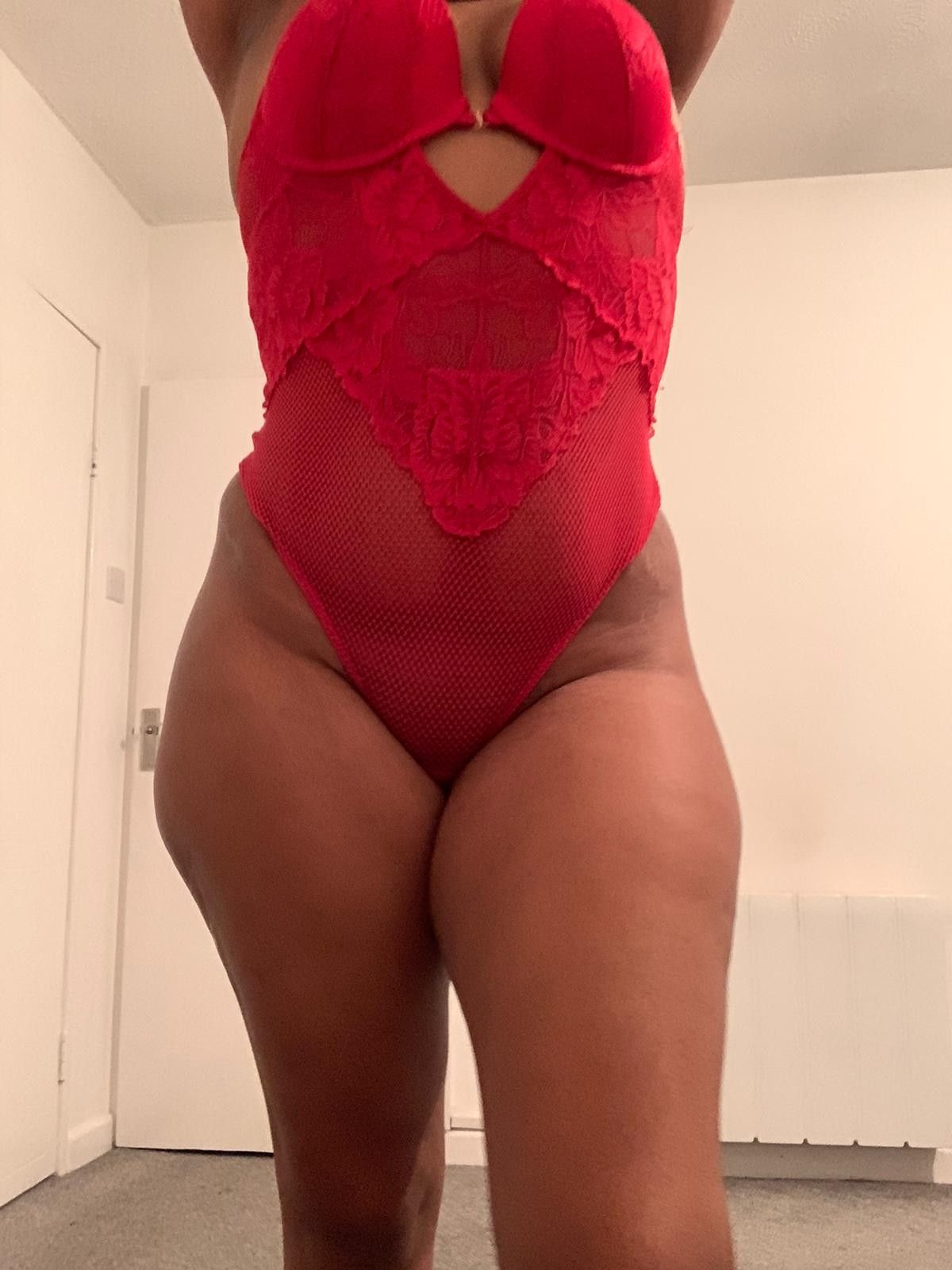 https://cdn.adultwork.com/gallery/G12/8379455.jpg