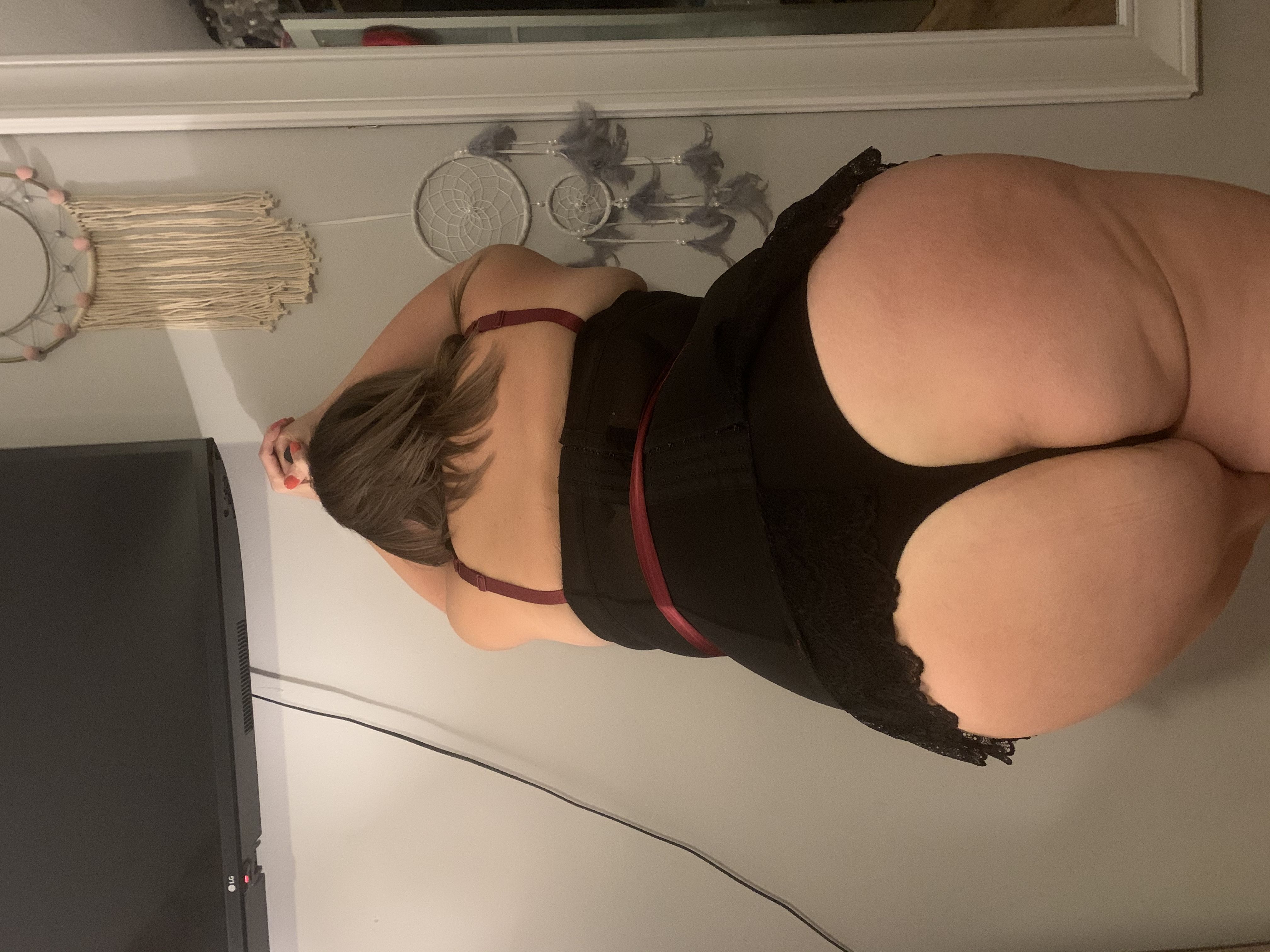 https://cdn.adultwork.com/gallery/G12/8379980.jpg