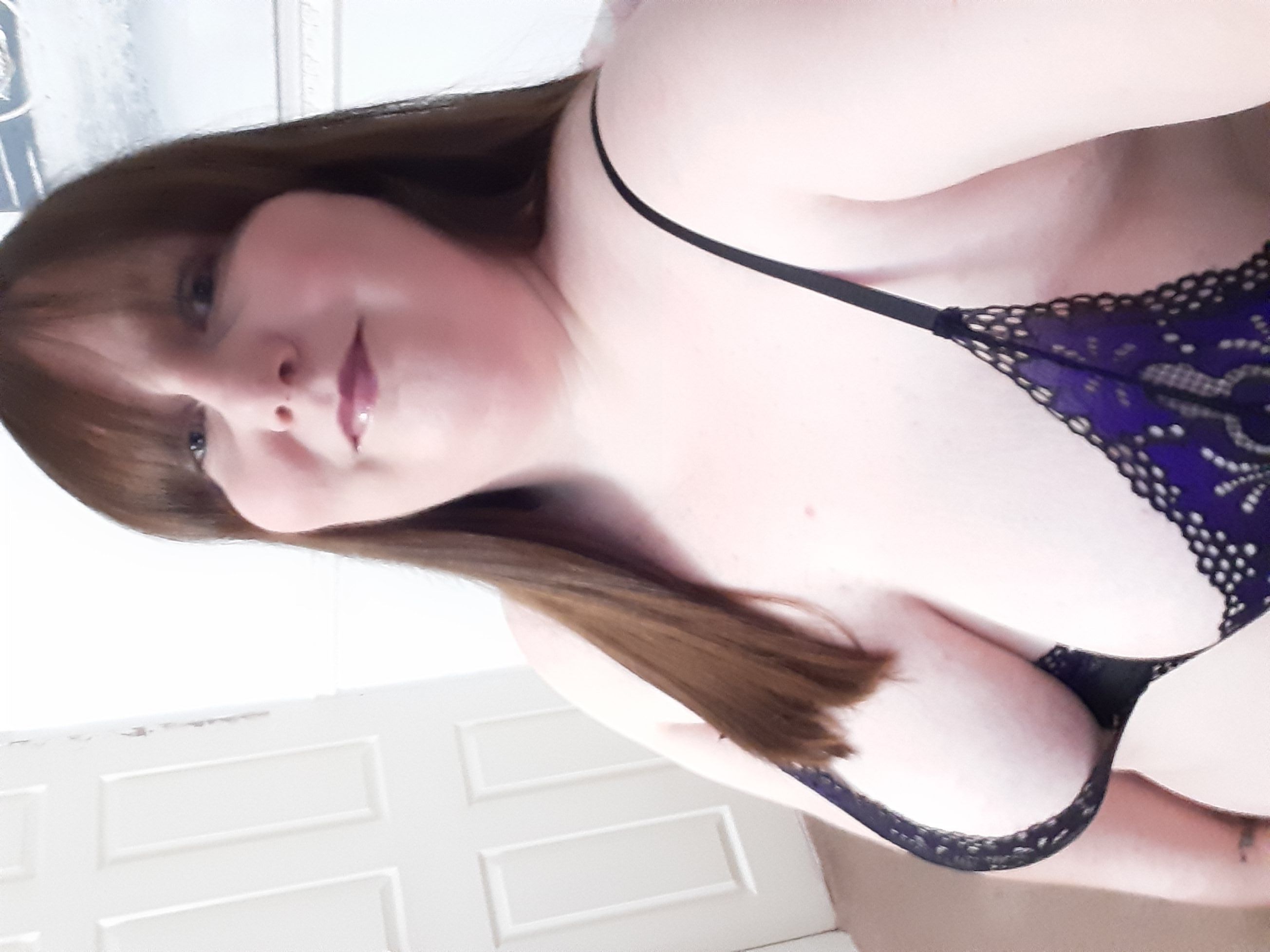 https://cdn.adultwork.com/gallery/G12/8381314.jpg