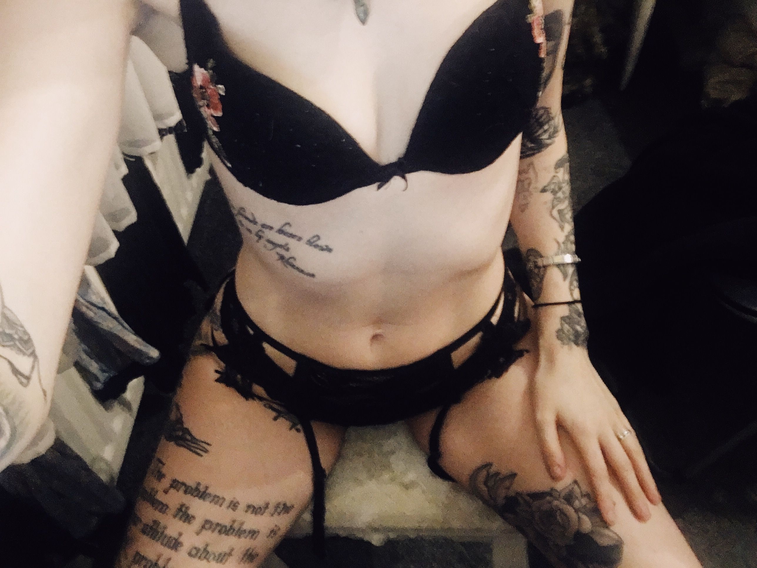 https://cdn.adultwork.com/gallery/G12/8381452.jpg