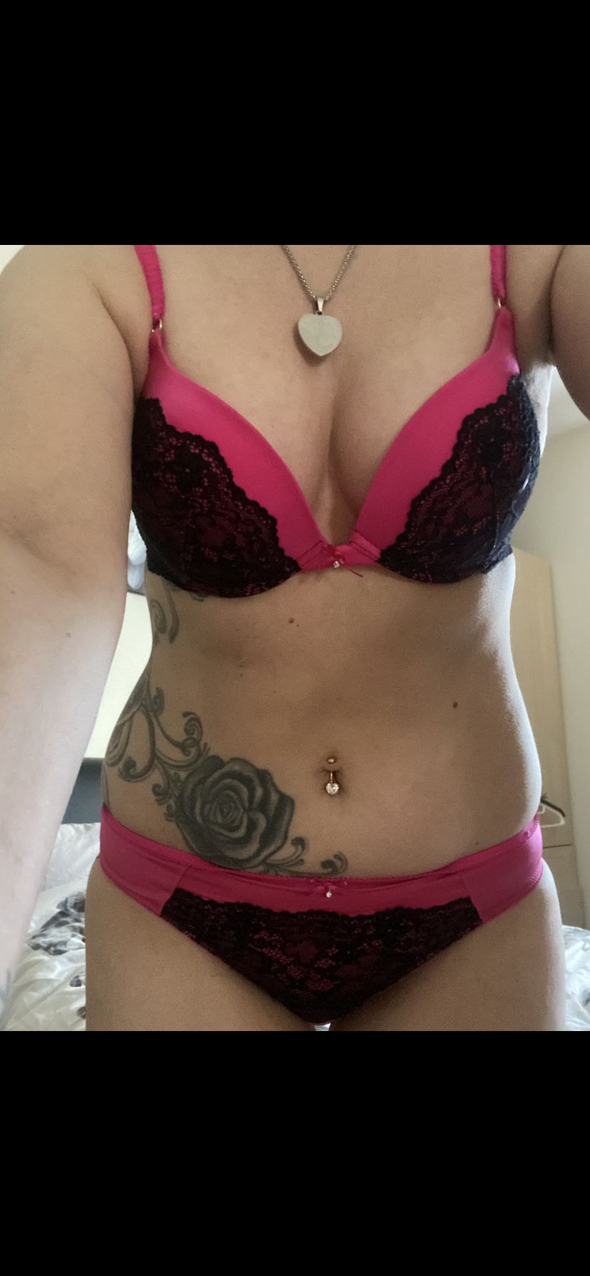 https://cdn.adultwork.com/gallery/G12/8381537.jpg