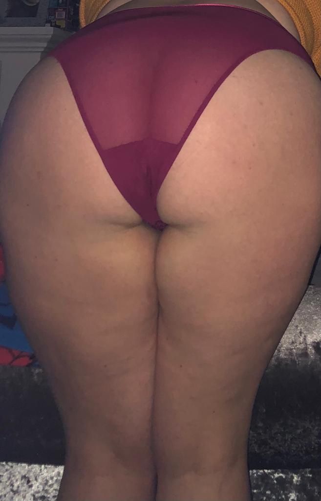 https://cdn.adultwork.com/gallery/G12/8383950.jpg