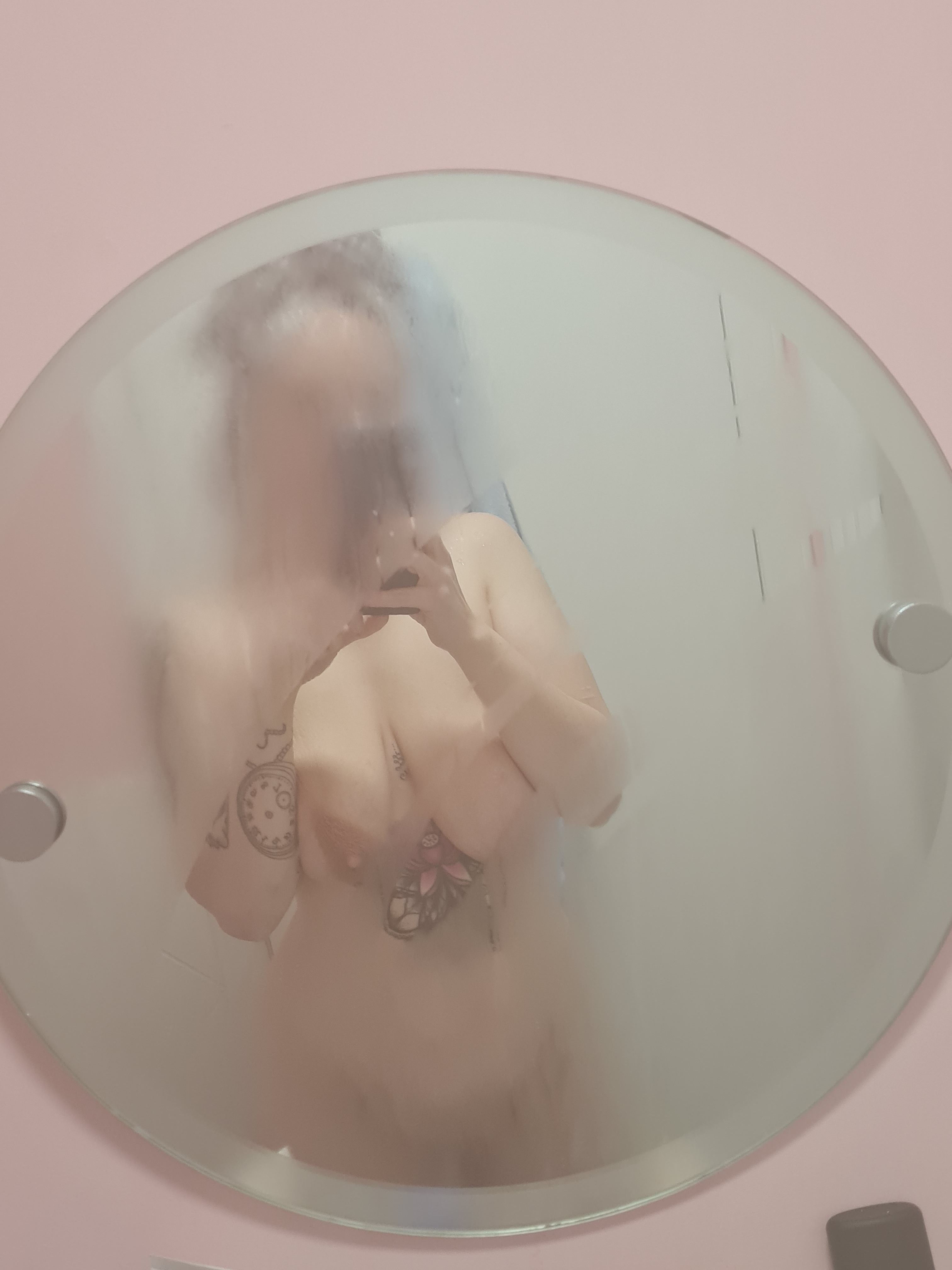 https://cdn.adultwork.com/gallery/G12/8384997.jpg