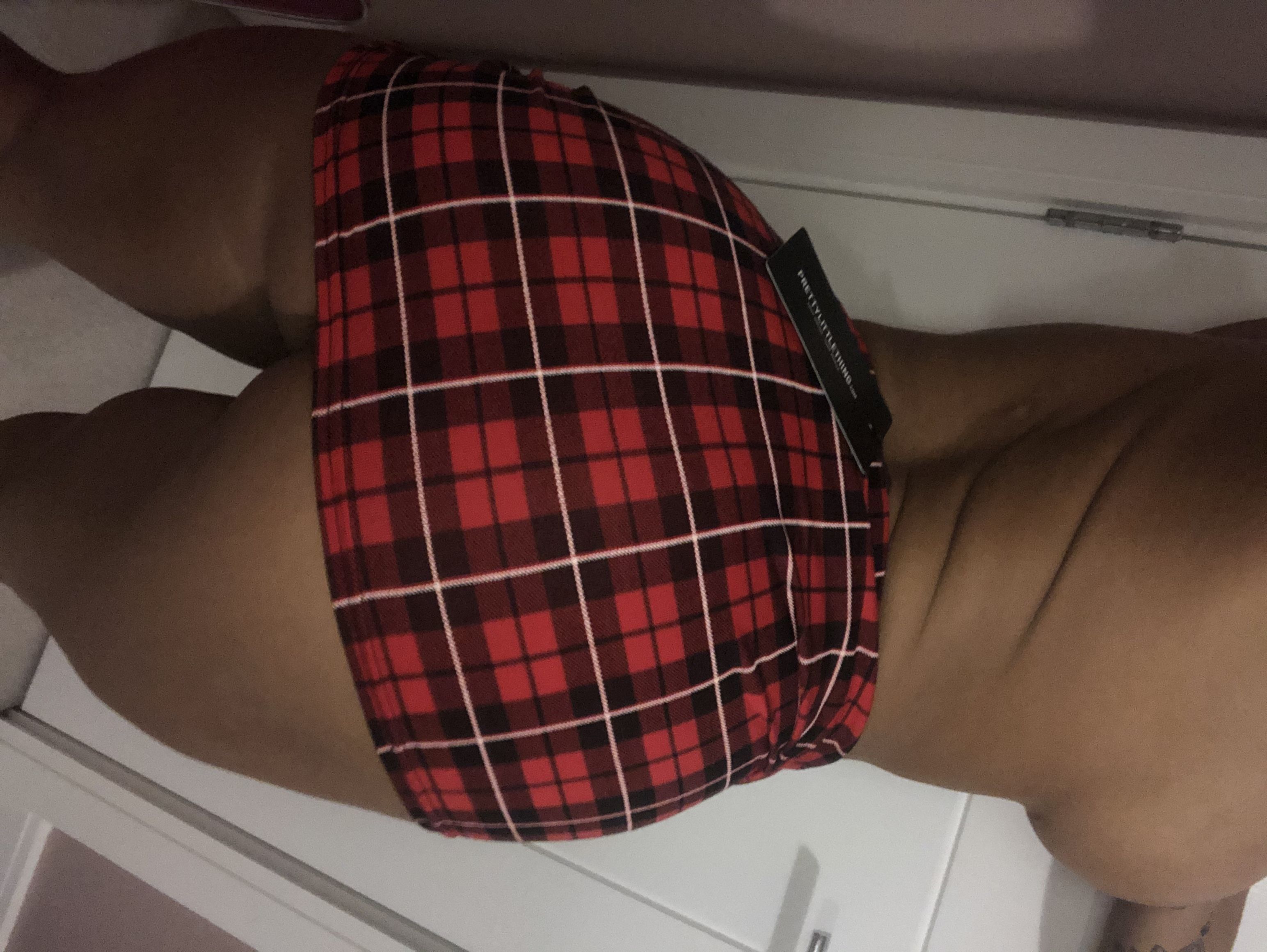 https://cdn.adultwork.com/gallery/G12/8385034.jpg