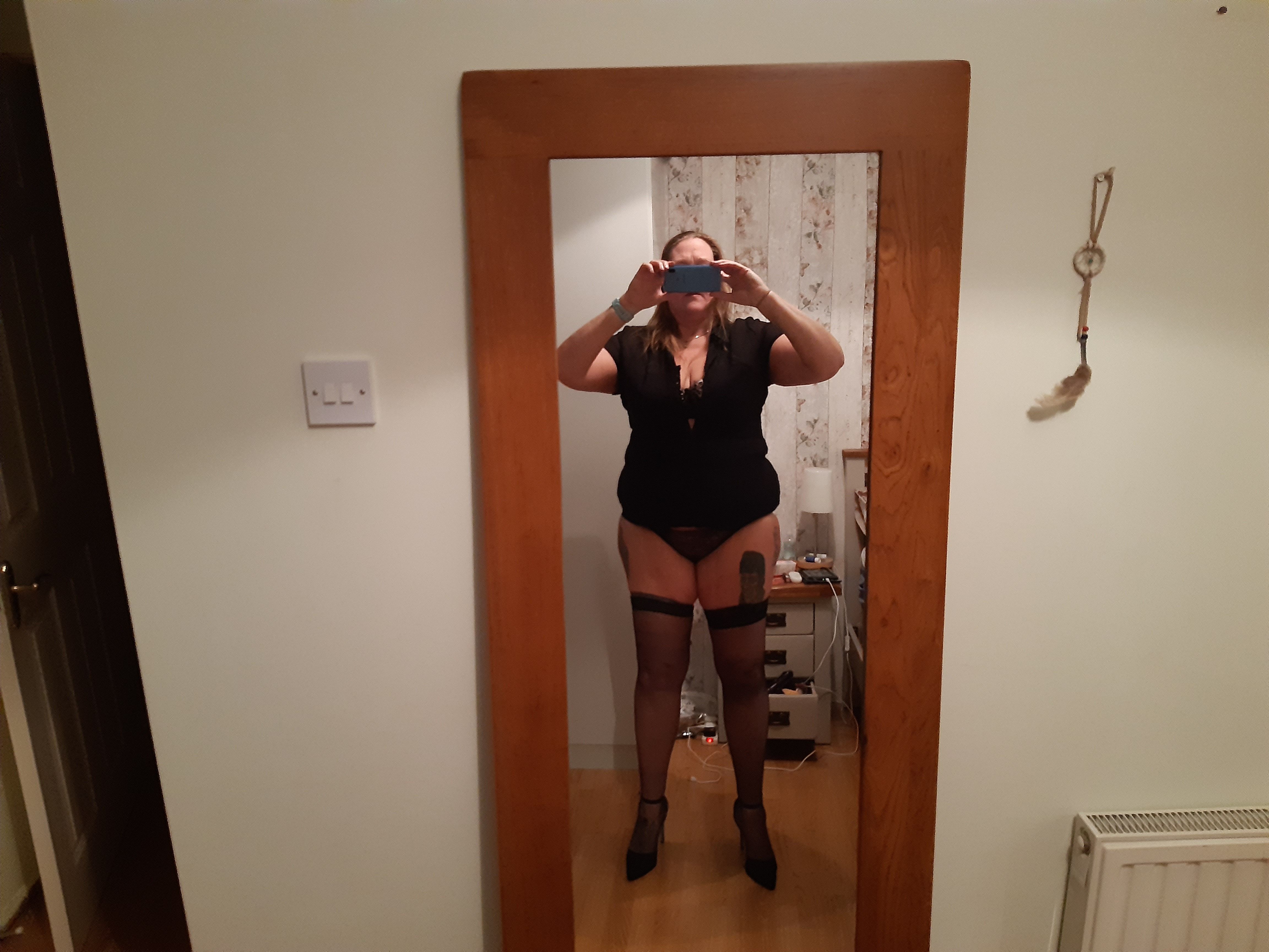 https://cdn.adultwork.com/gallery/G12/8388641.jpg