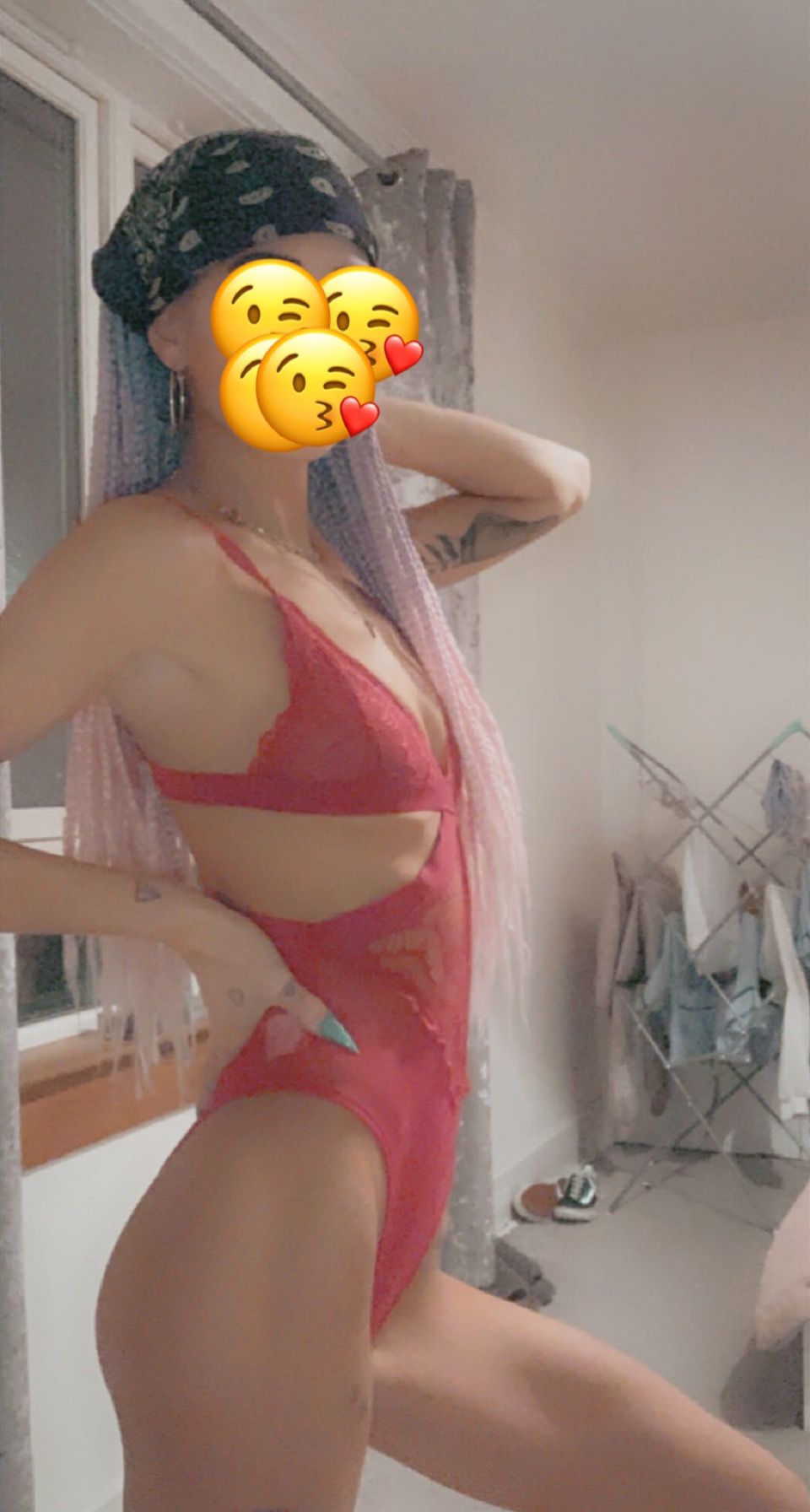 https://cdn.adultwork.com/gallery/G12/8388800.jpg