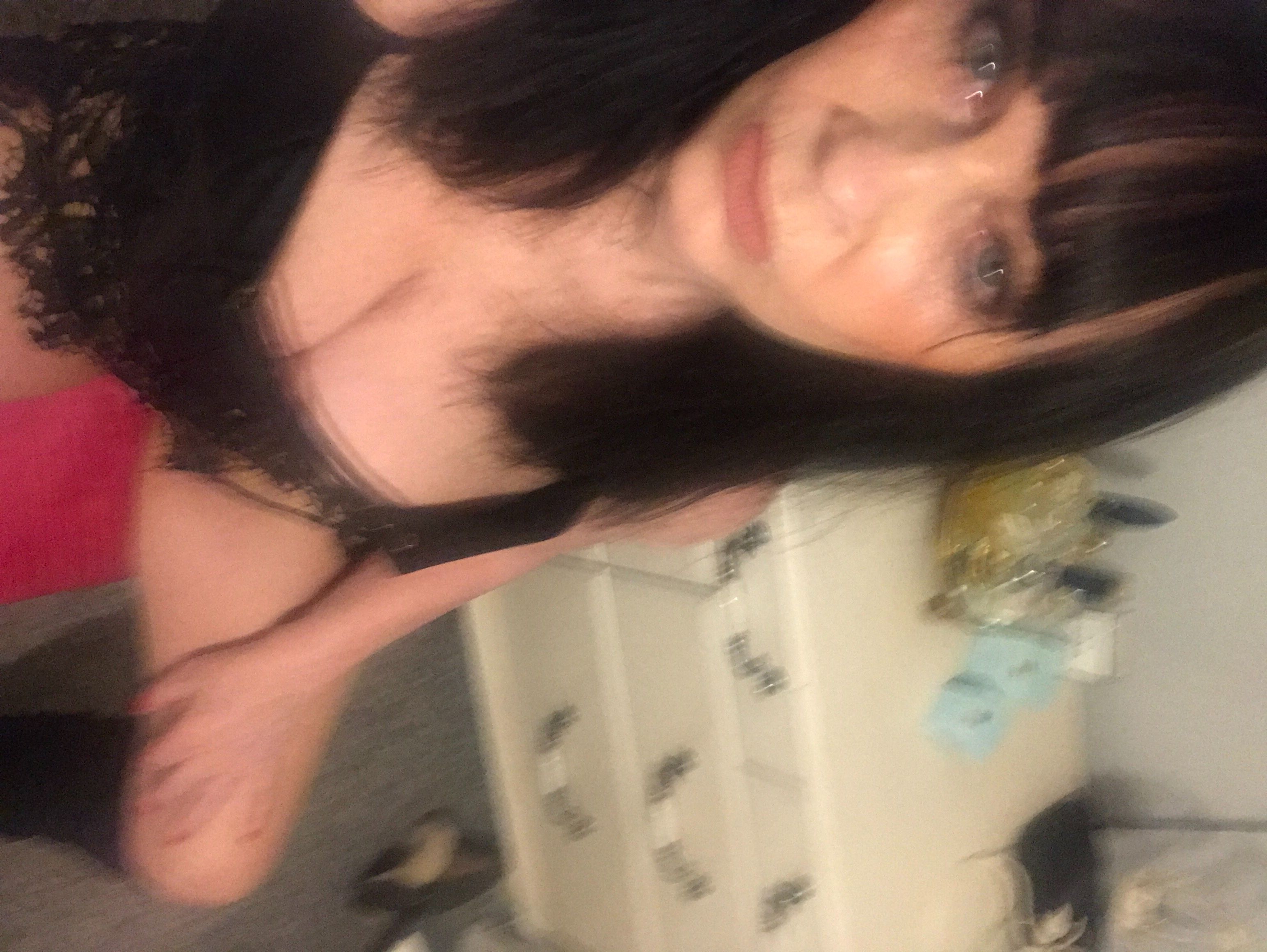 https://cdn.adultwork.com/gallery/G12/8390608.jpg