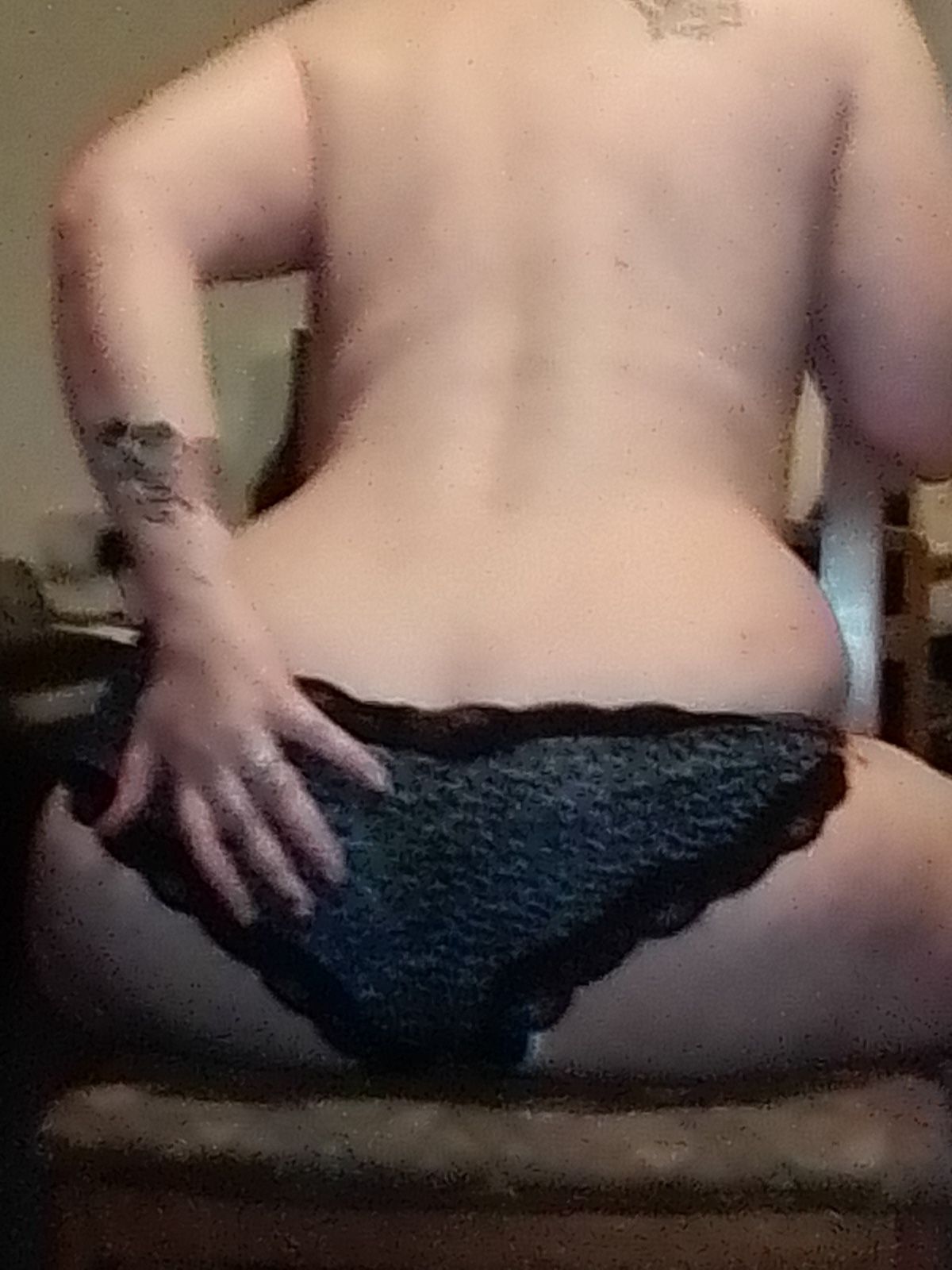 https://cdn.adultwork.com/gallery/G12/8391619.jpg