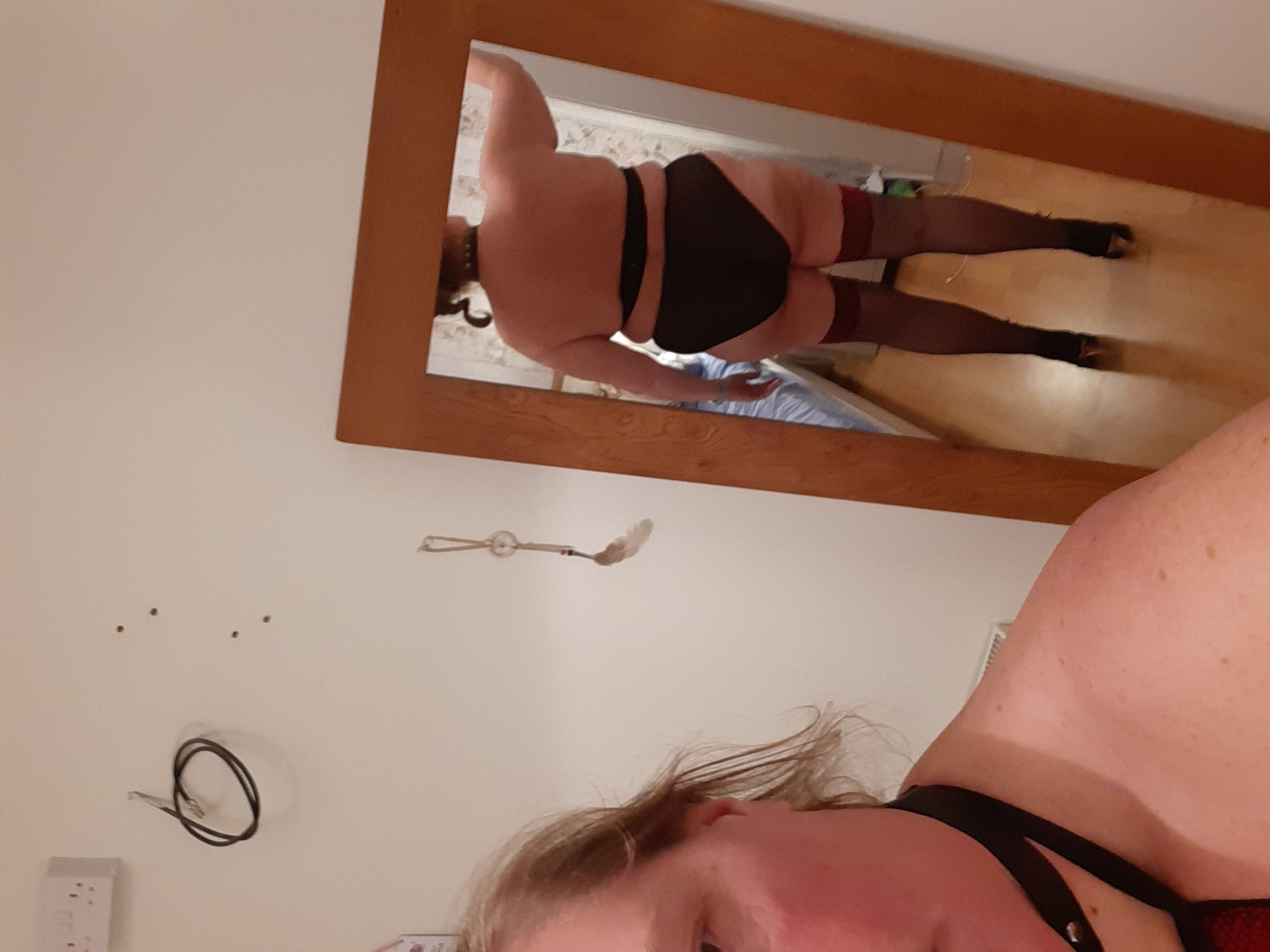 https://cdn.adultwork.com/gallery/G12/8396270.jpg