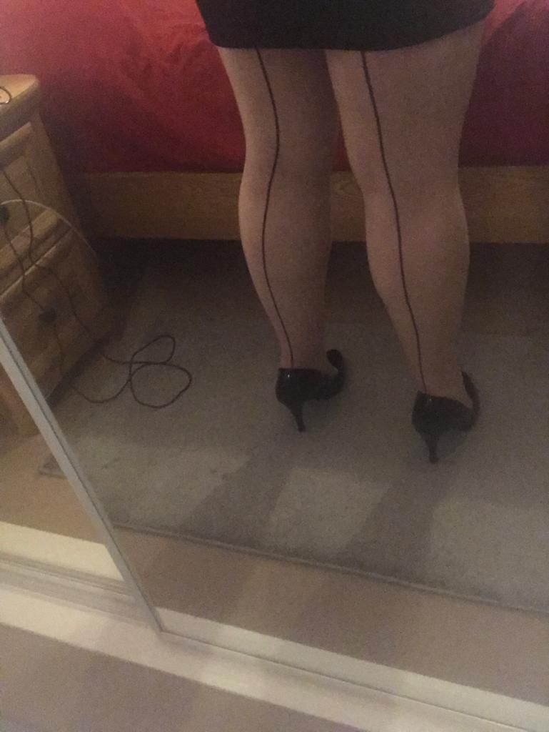 https://cdn.adultwork.com/gallery/G12/8396370.jpg