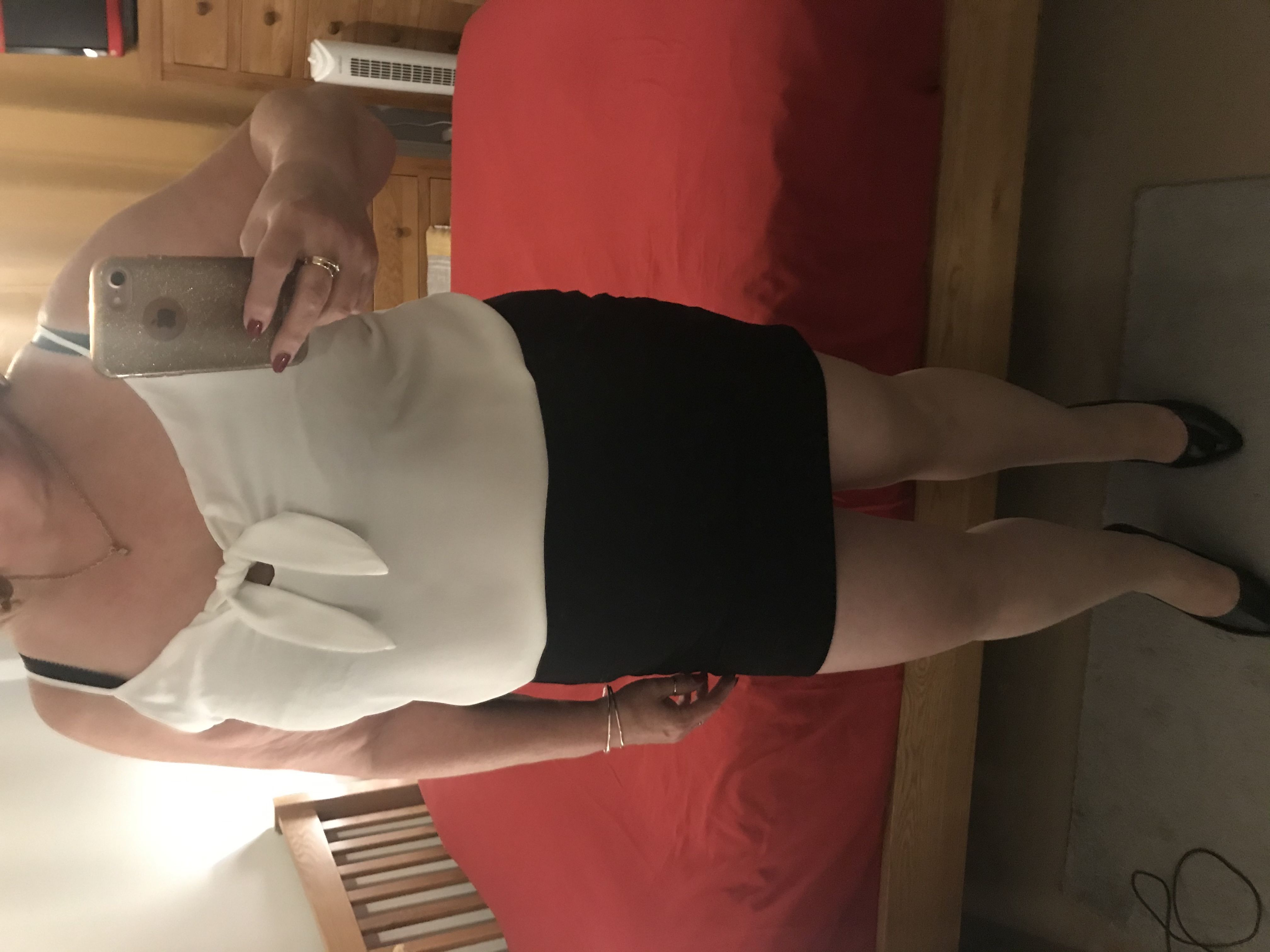 https://cdn.adultwork.com/gallery/G12/8396371.jpg