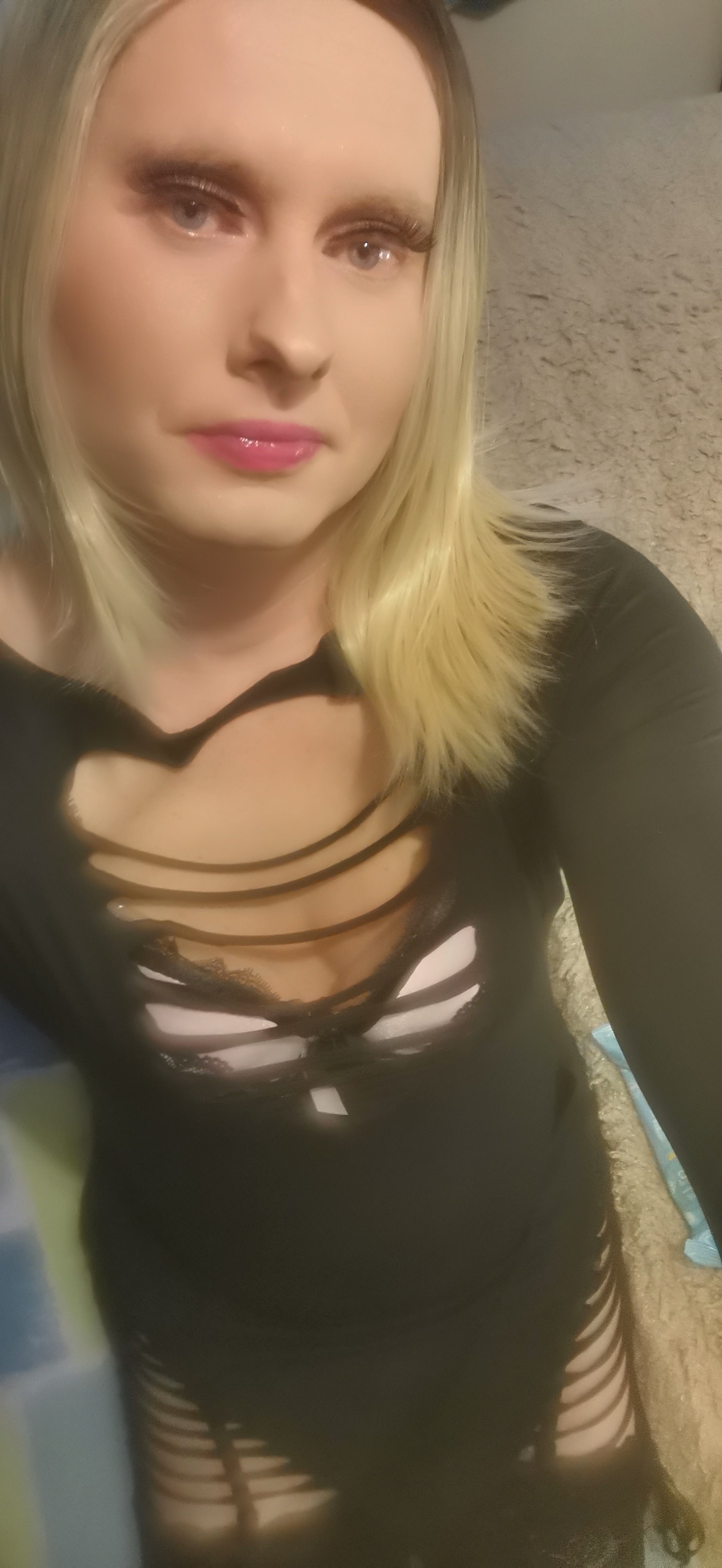 https://cdn.adultwork.com/gallery/G12/8397680.jpg