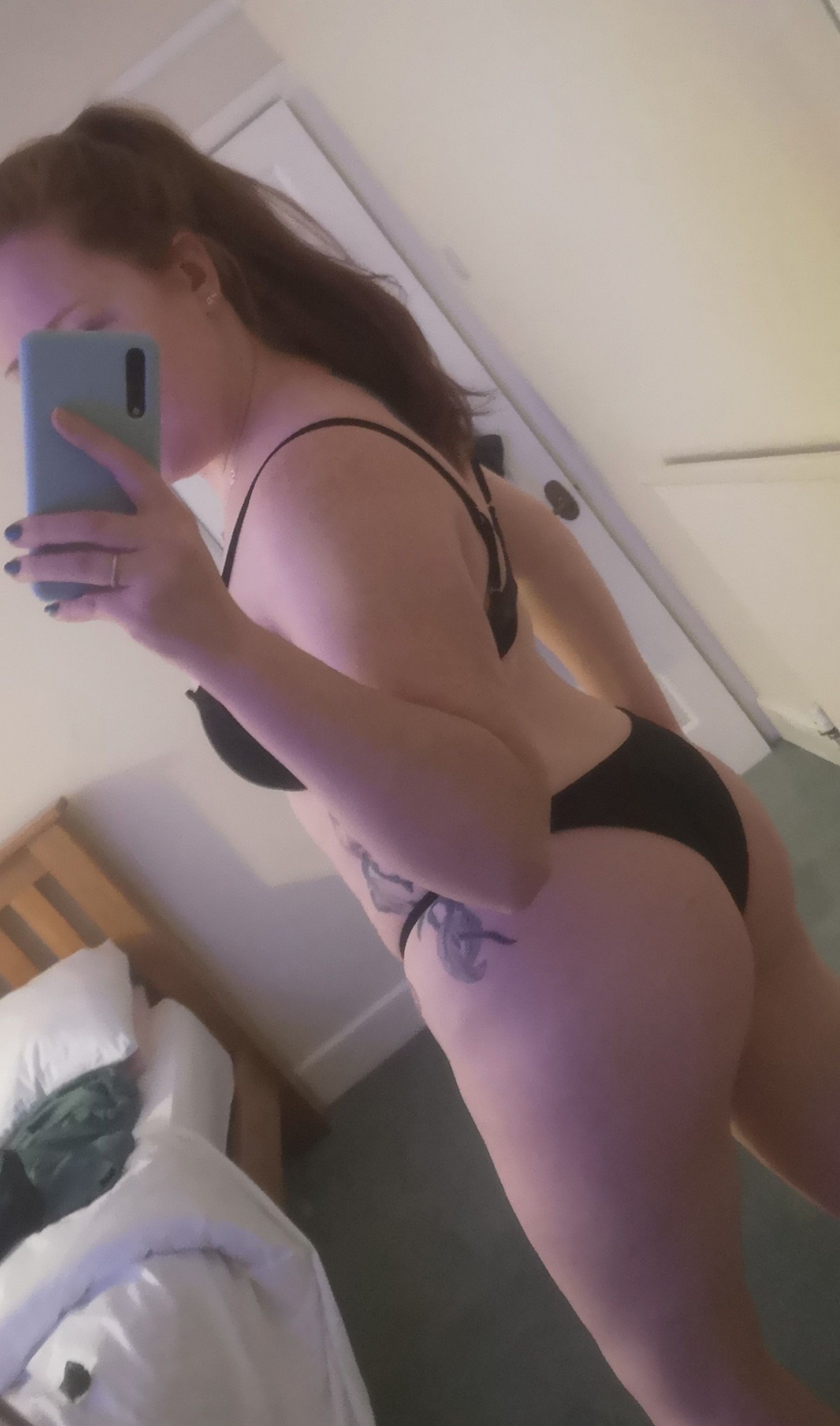 https://cdn.adultwork.com/gallery/G12/8397821.jpg