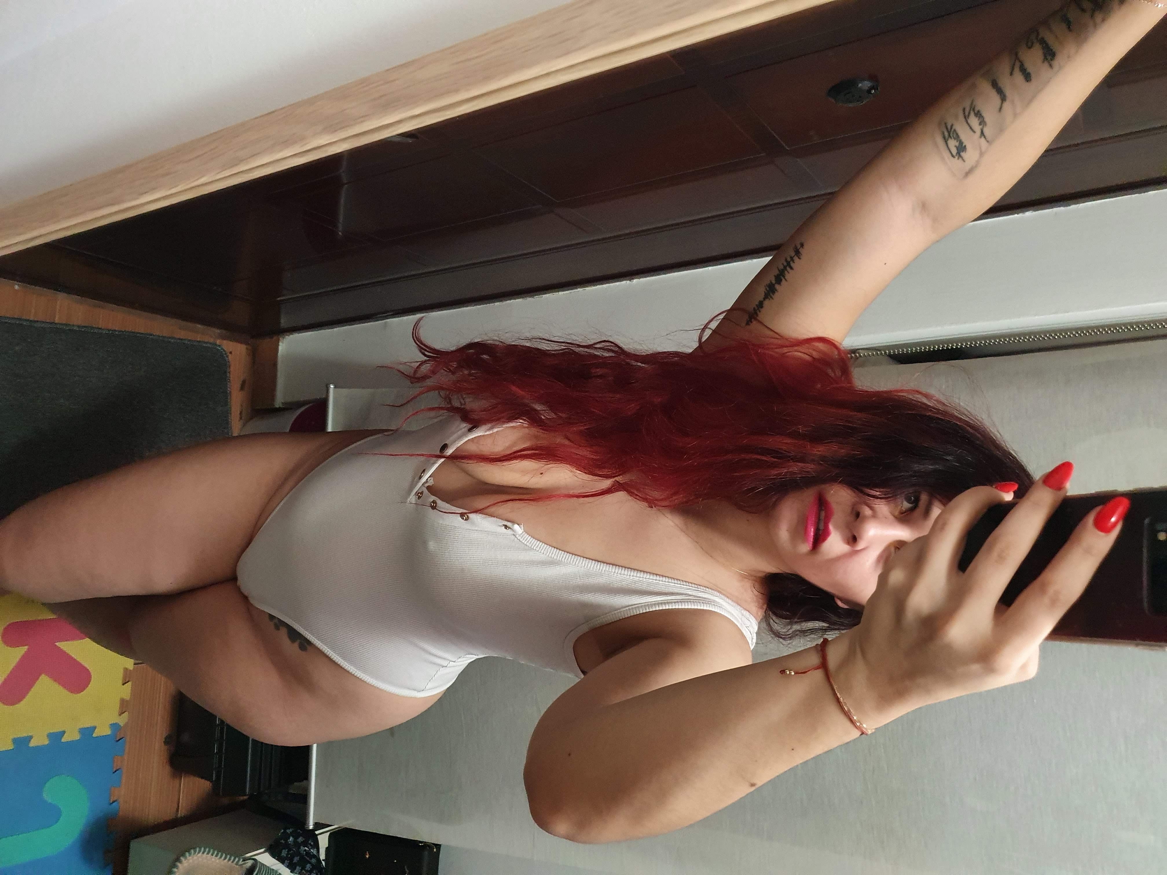 https://cdn.adultwork.com/gallery/G12/8398770.jpg