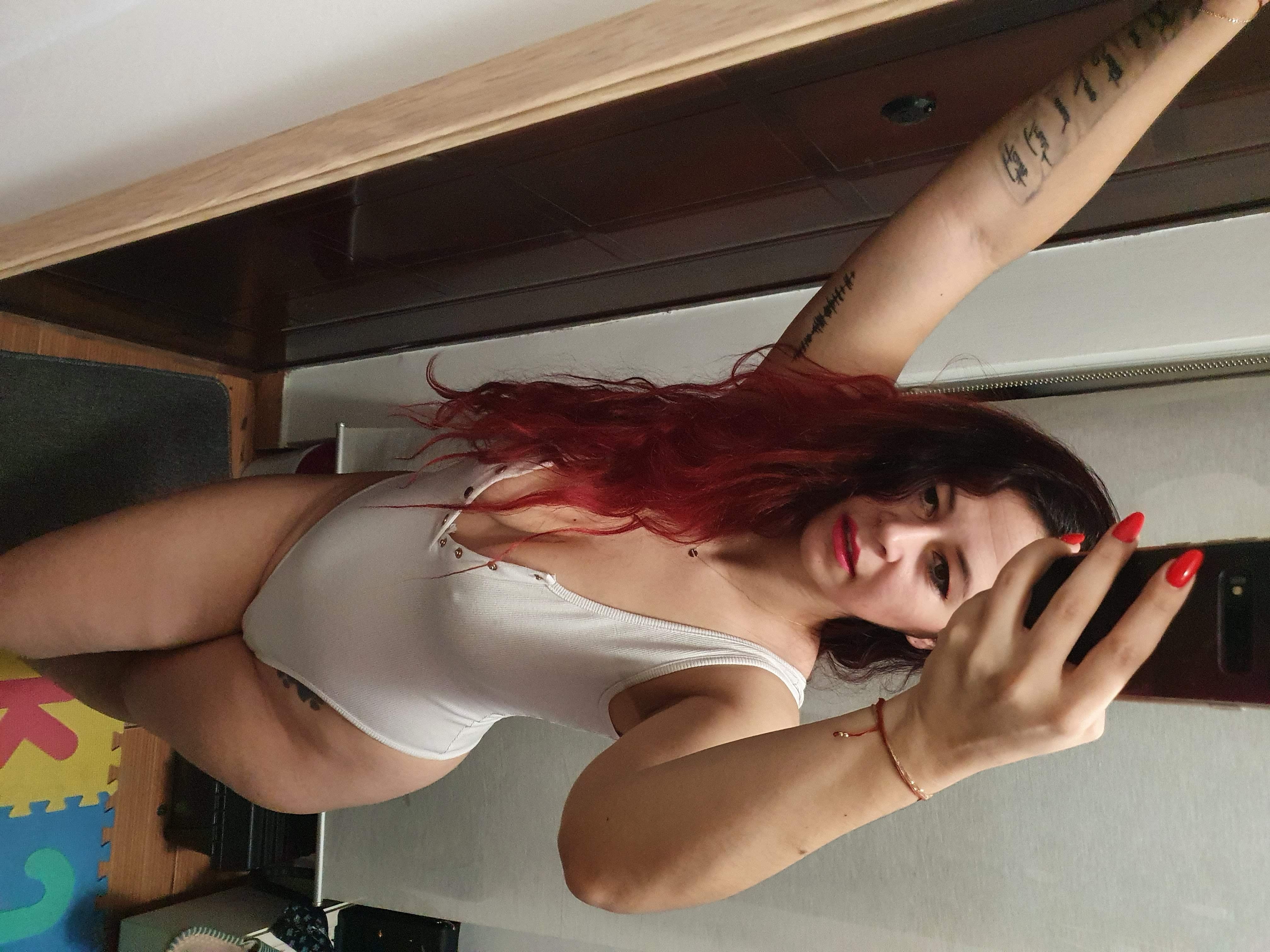 https://cdn.adultwork.com/gallery/G12/8398771.jpg