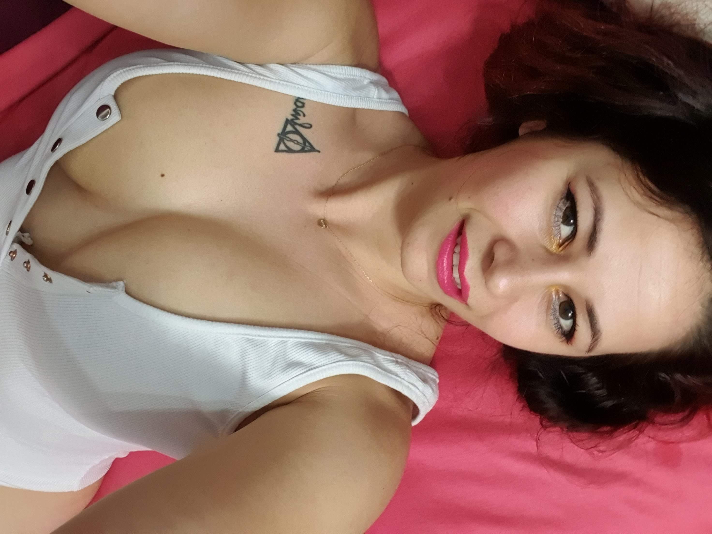 https://cdn.adultwork.com/gallery/G12/8398814.jpg