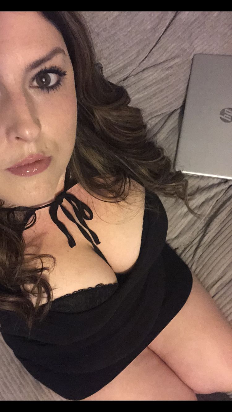 https://cdn.adultwork.com/gallery/G12/8399596.jpg