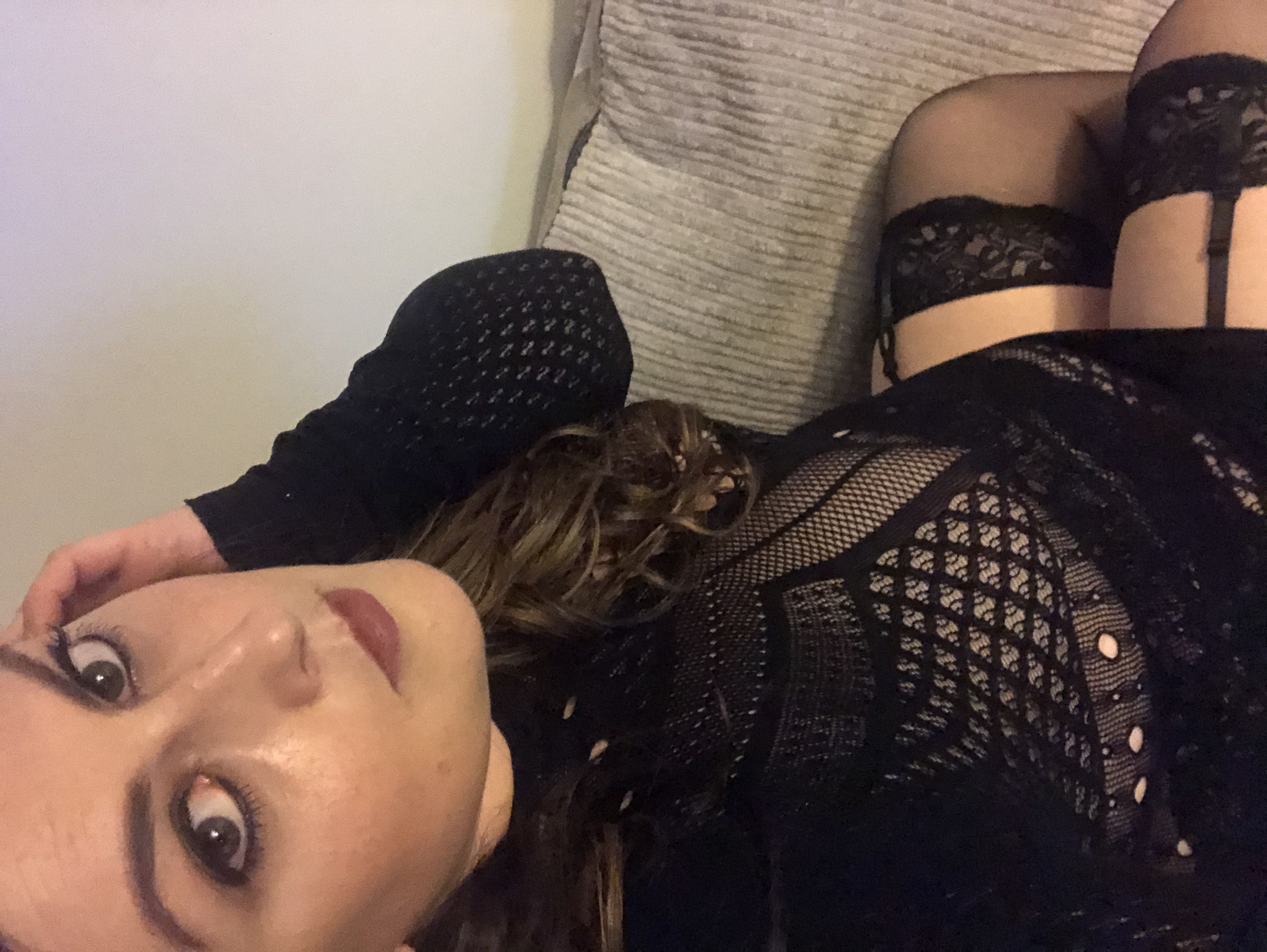 https://cdn.adultwork.com/gallery/G12/8399597.jpg