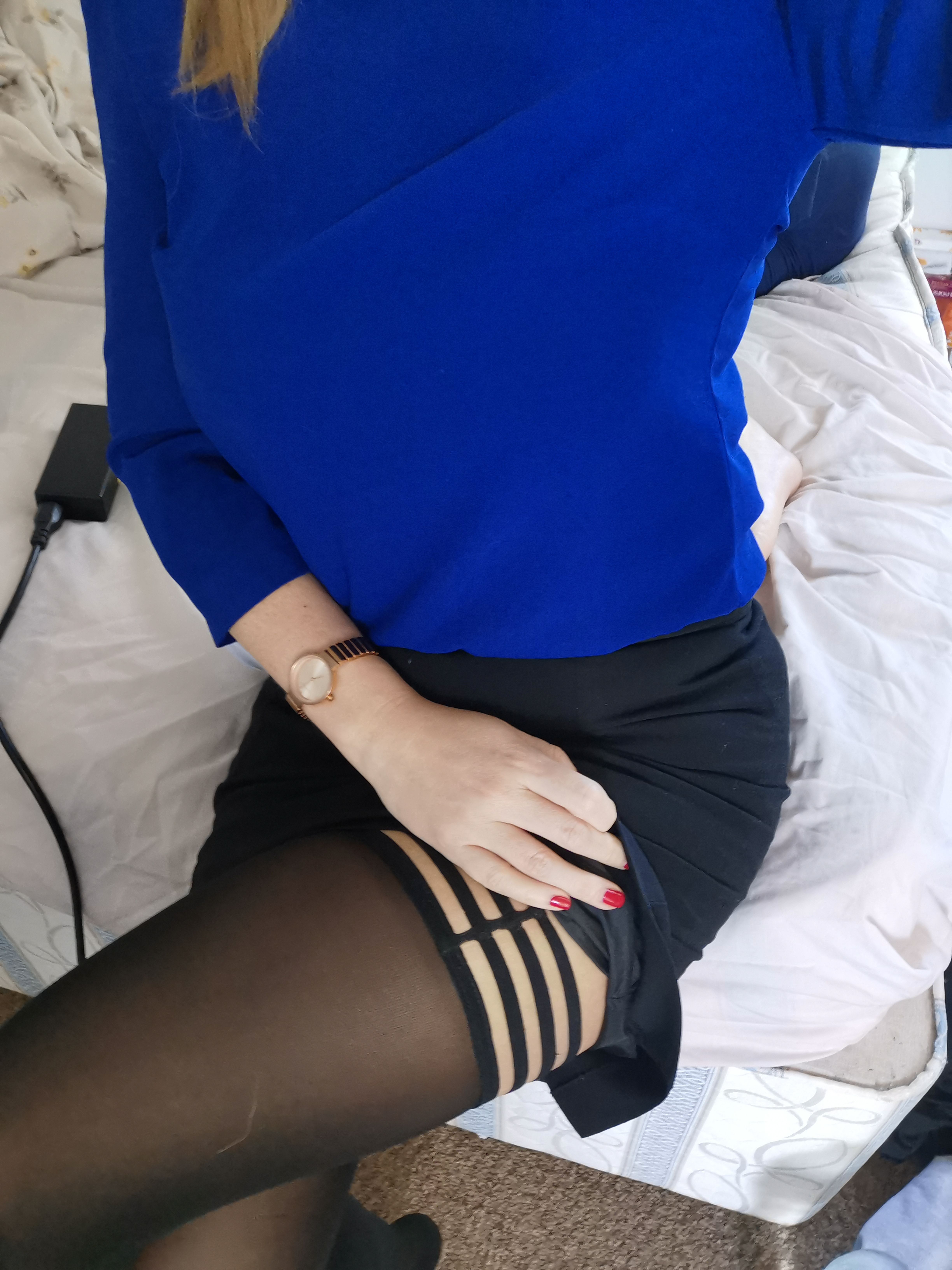 https://cdn.adultwork.com/gallery/G12/8399874.jpg