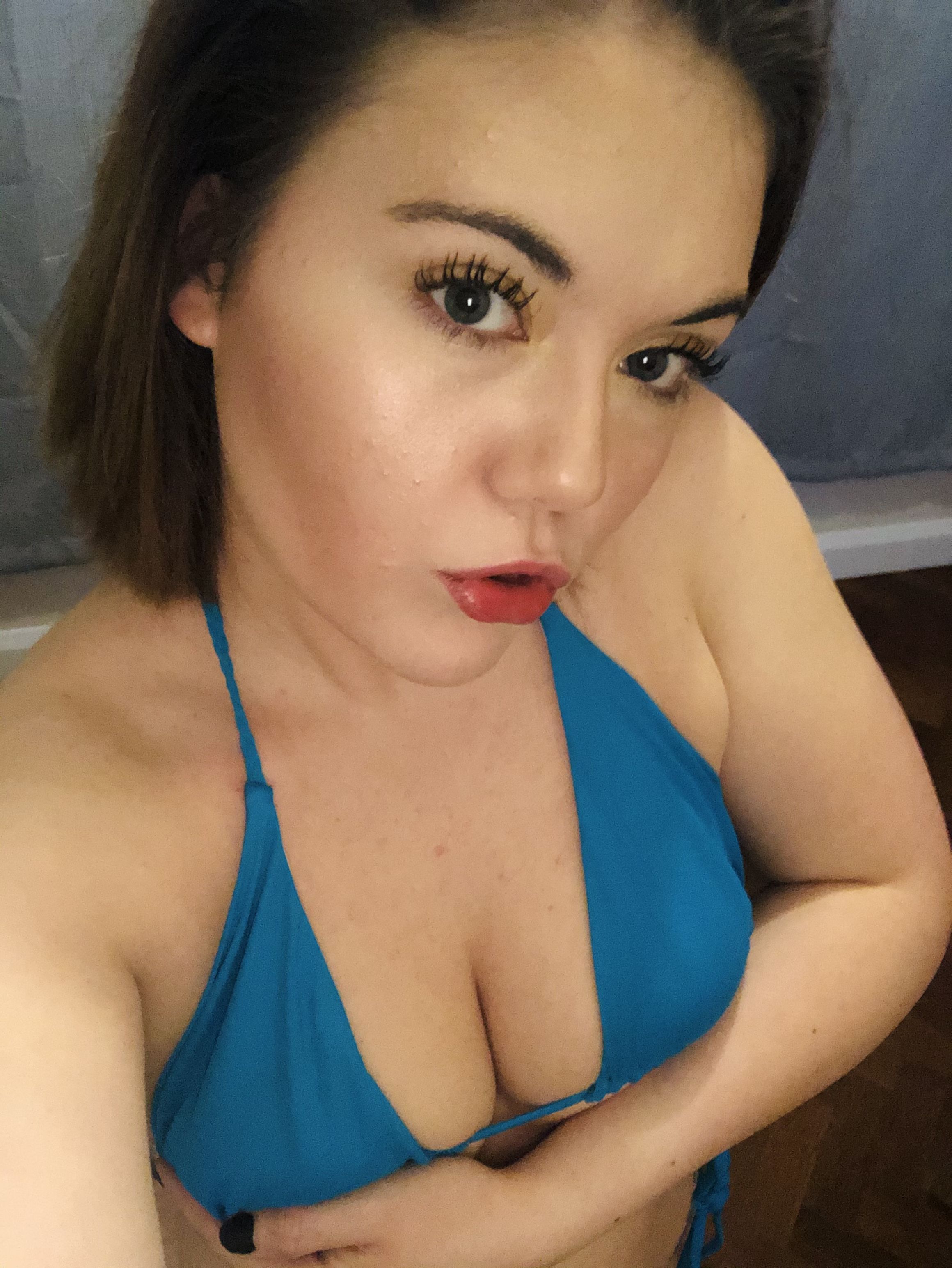 https://cdn.adultwork.com/gallery/G12/8400045.jpg