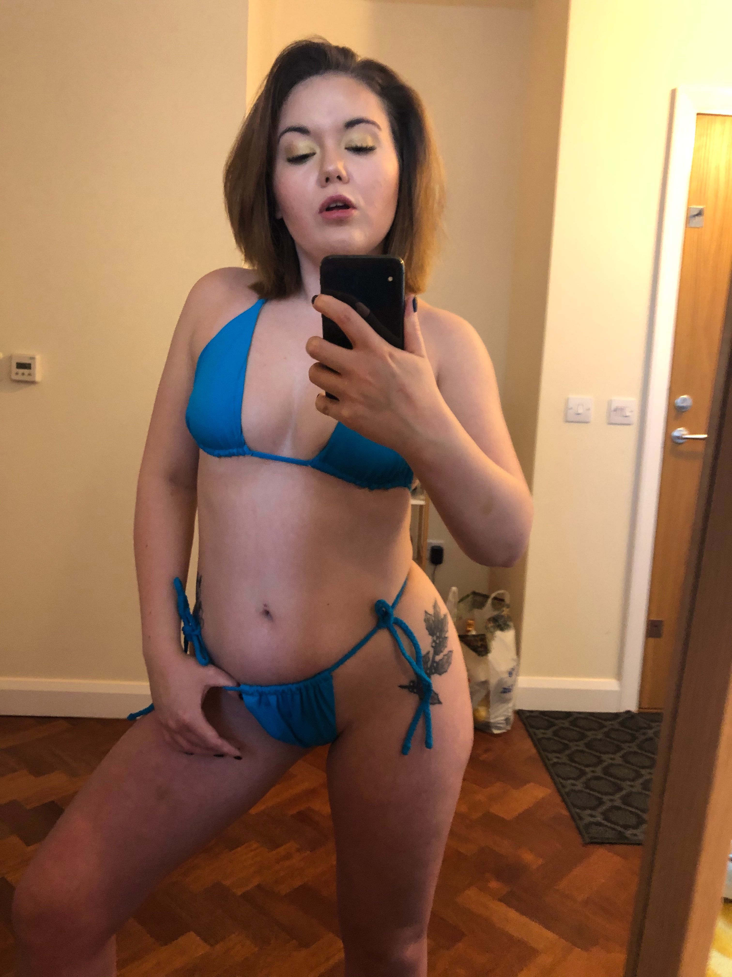 https://cdn.adultwork.com/gallery/G12/8401121.jpg