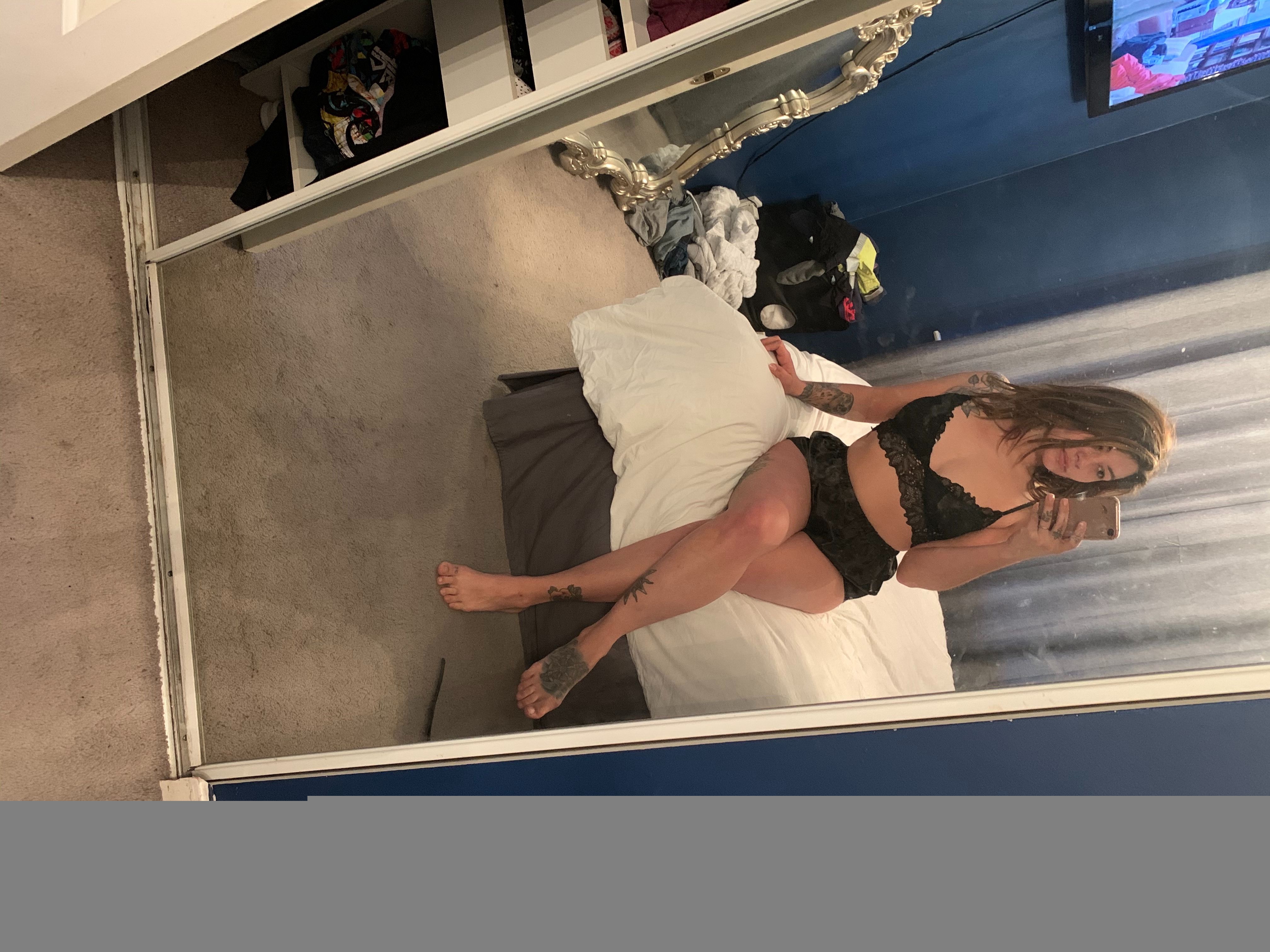 https://cdn.adultwork.com/gallery/G12/8402097.jpg