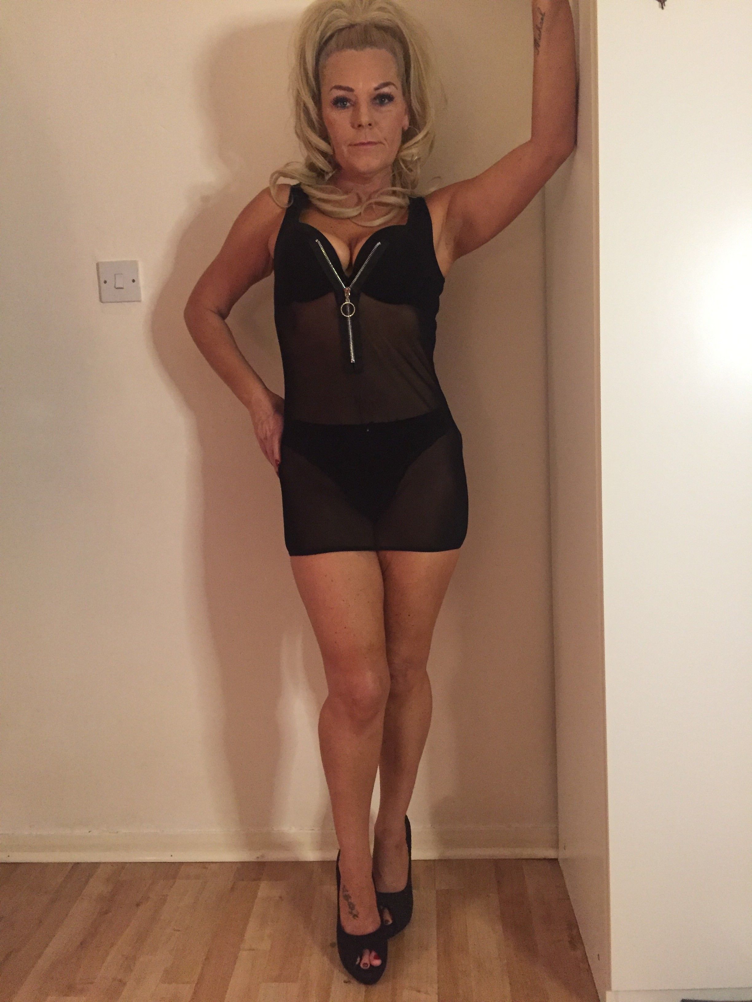 https://cdn.adultwork.com/gallery/G12/8402570.jpg