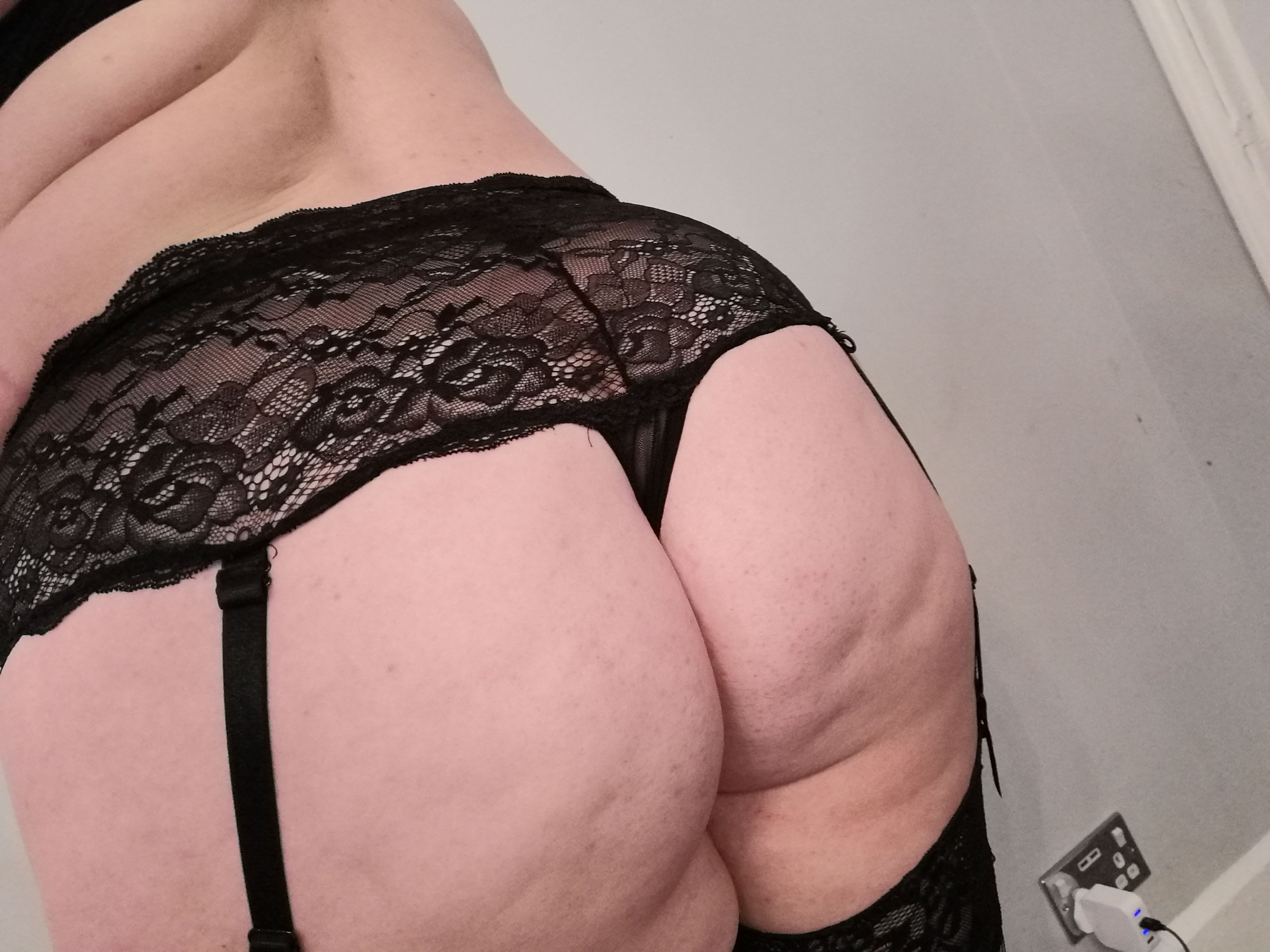 https://cdn.adultwork.com/gallery/G12/8402602.jpg