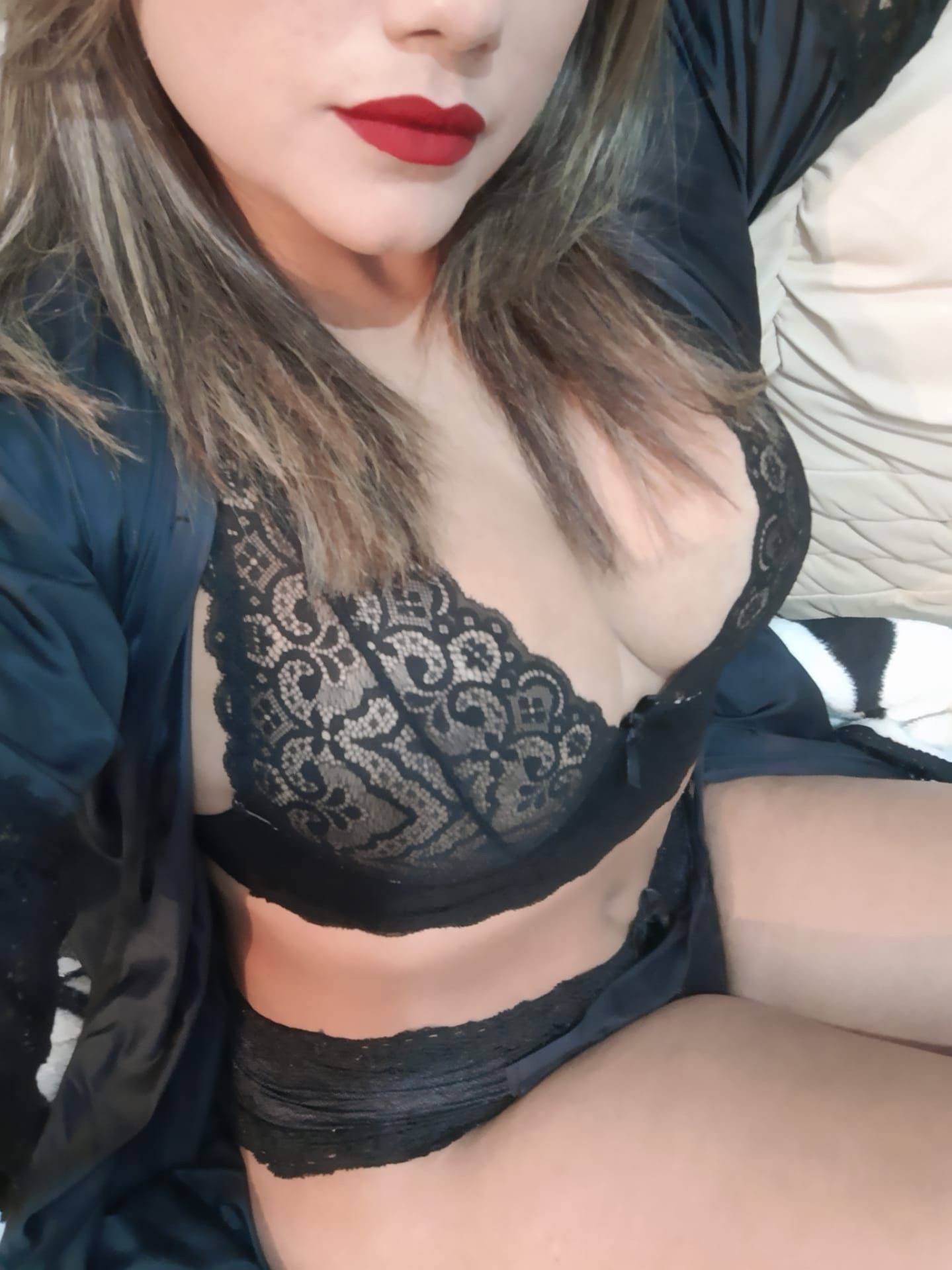 https://cdn.adultwork.com/gallery/G12/8402700.jpg