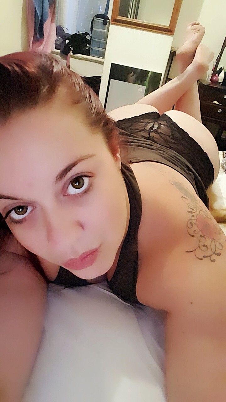 https://cdn.adultwork.com/gallery/G12/8402757.jpg